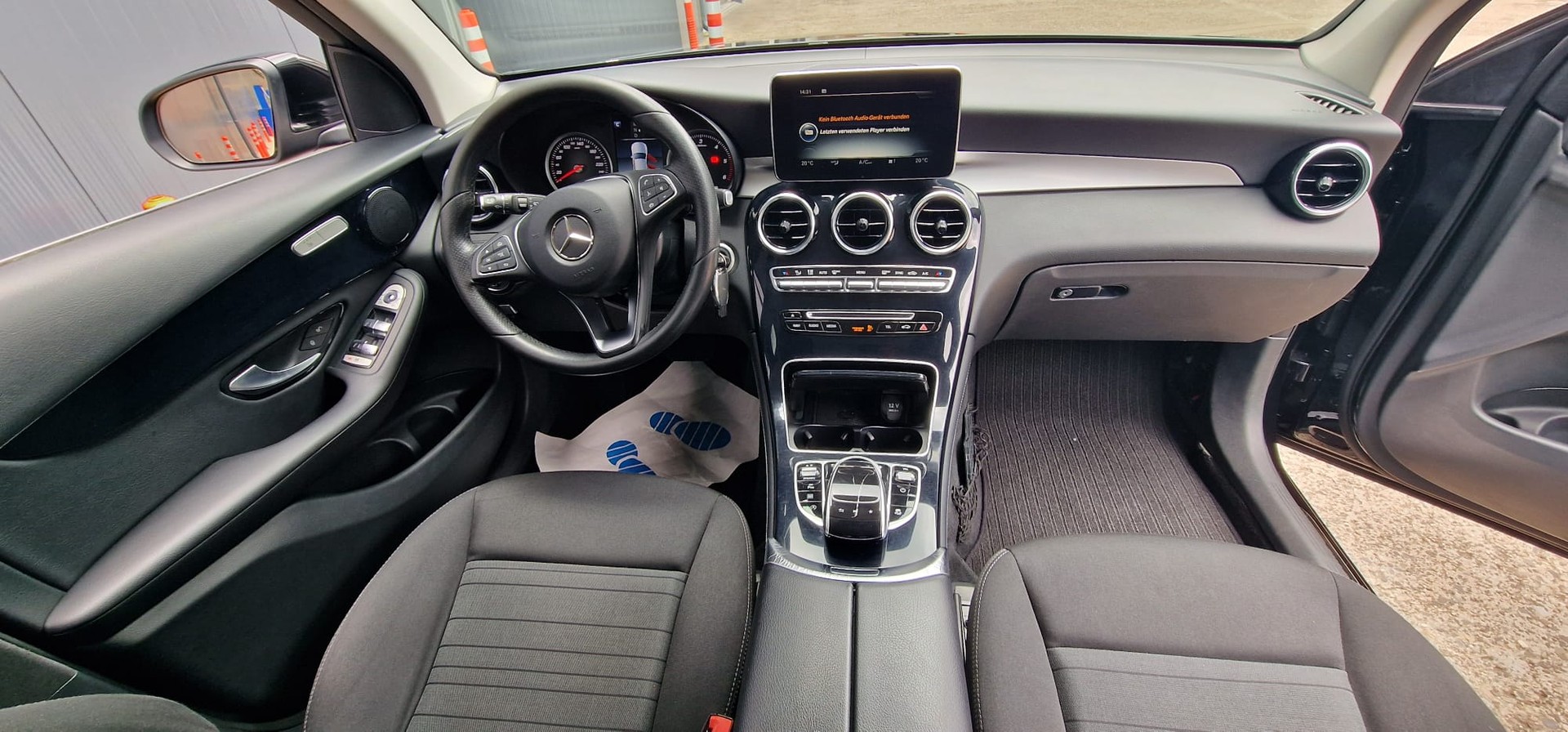 MERCEDES-BENZ GLC 250 d Exclusive 4Matic 9G-Tronic-image-10