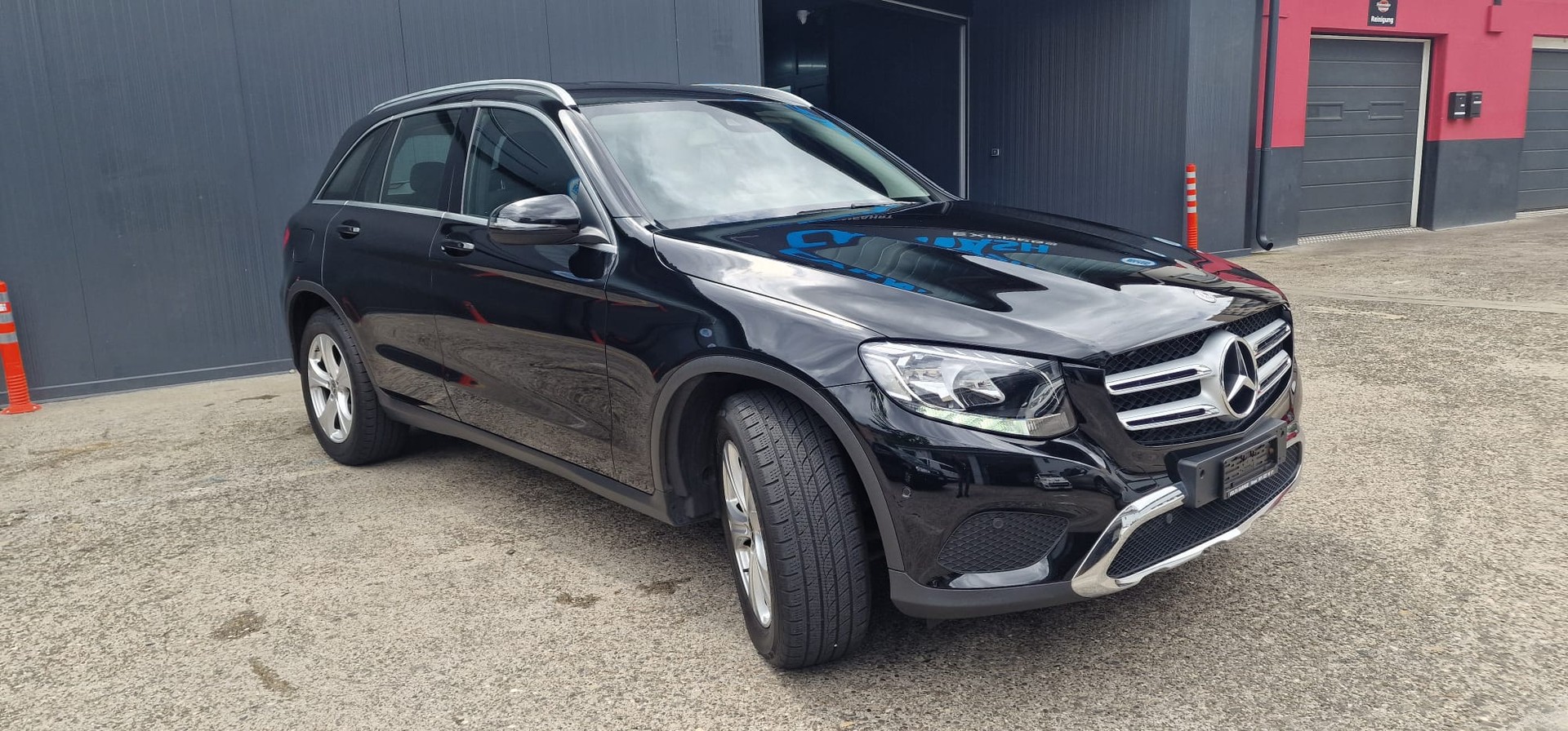 MERCEDES-BENZ GLC 250 d Exclusive 4Matic 9G-Tronic-image-4
