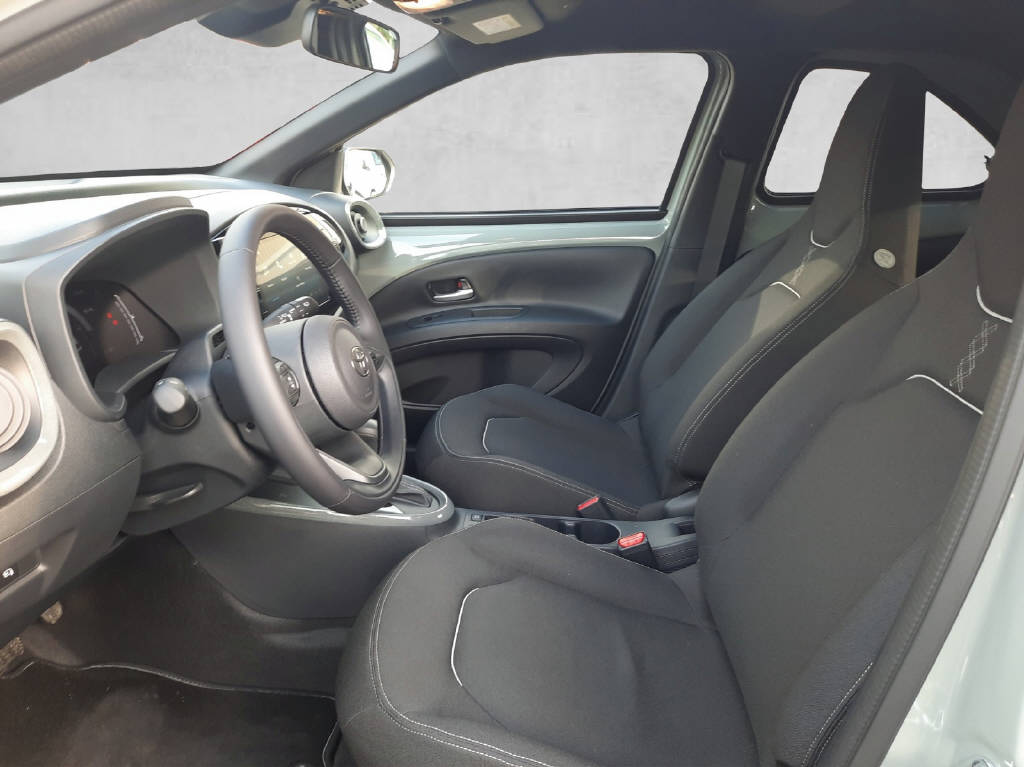 TOYOTA Aygo X 1.5 VVT-i HSD Trend-image-8