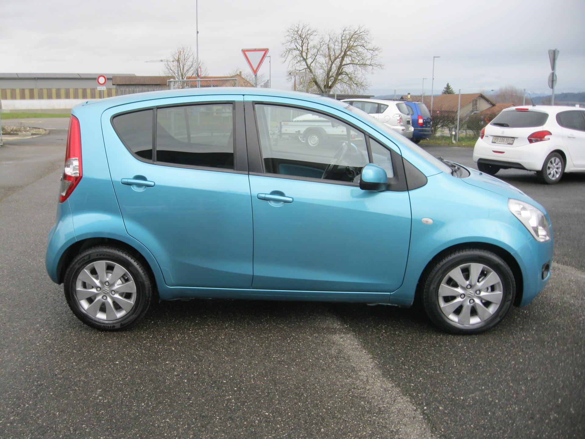 SUZUKI Splash 1.2i 16V GL-image-2
