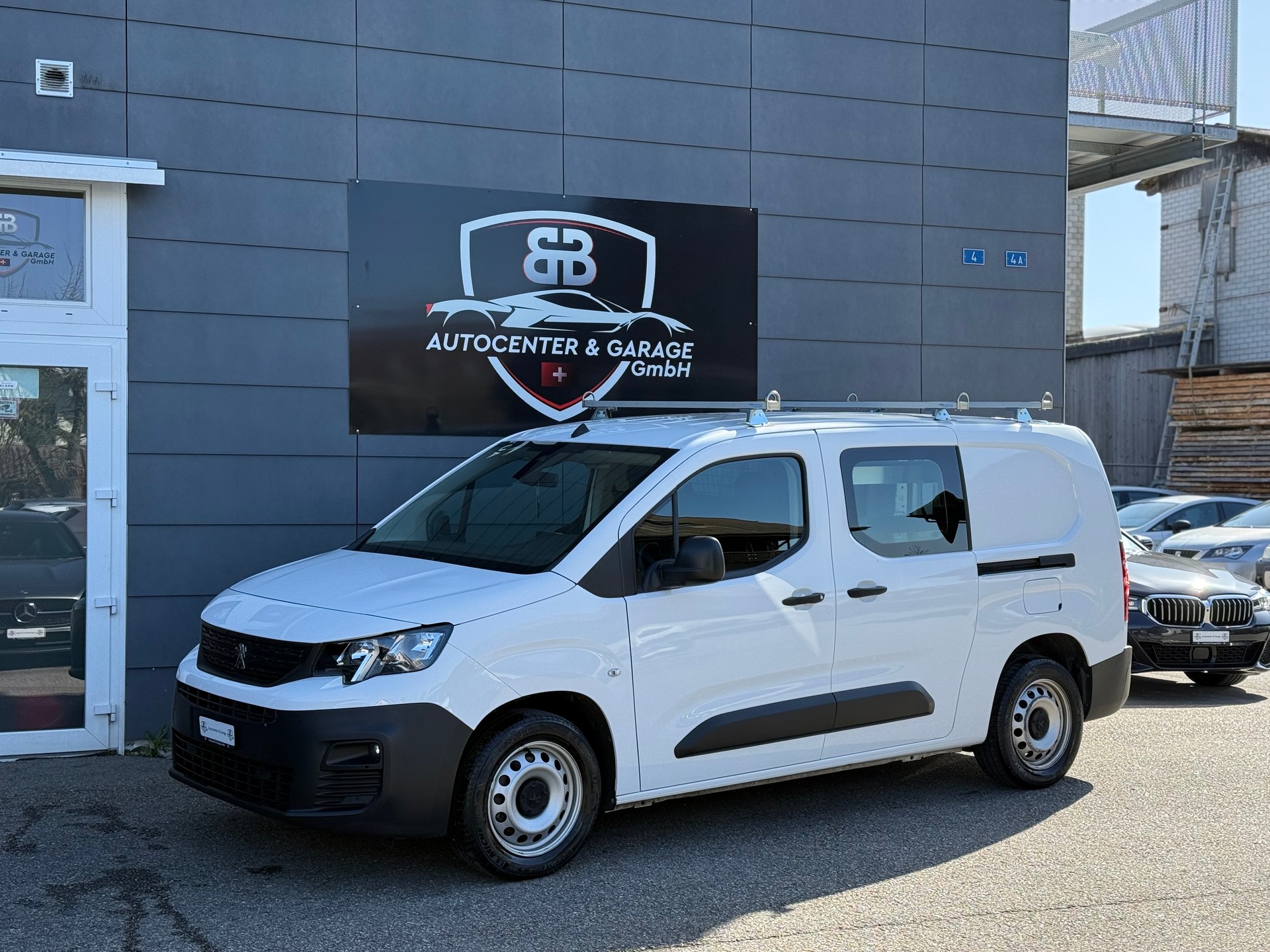 PEUGEOT Partner 1.5 Blue HDi s/s Asphalt Long 1000kg-image-2