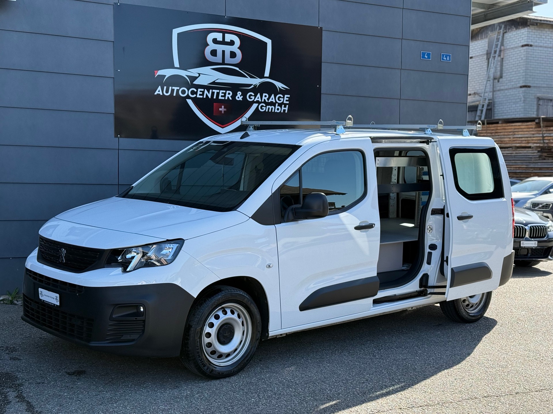 PEUGEOT Partner 1.5 Blue HDi s/s Asphalt Long 1000kg-image-9