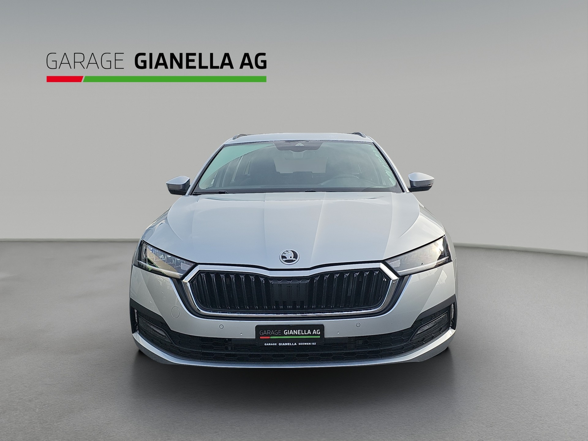 SKODA Octavia Combi 2.0 TDI DSG Ambition 4x4-image-3