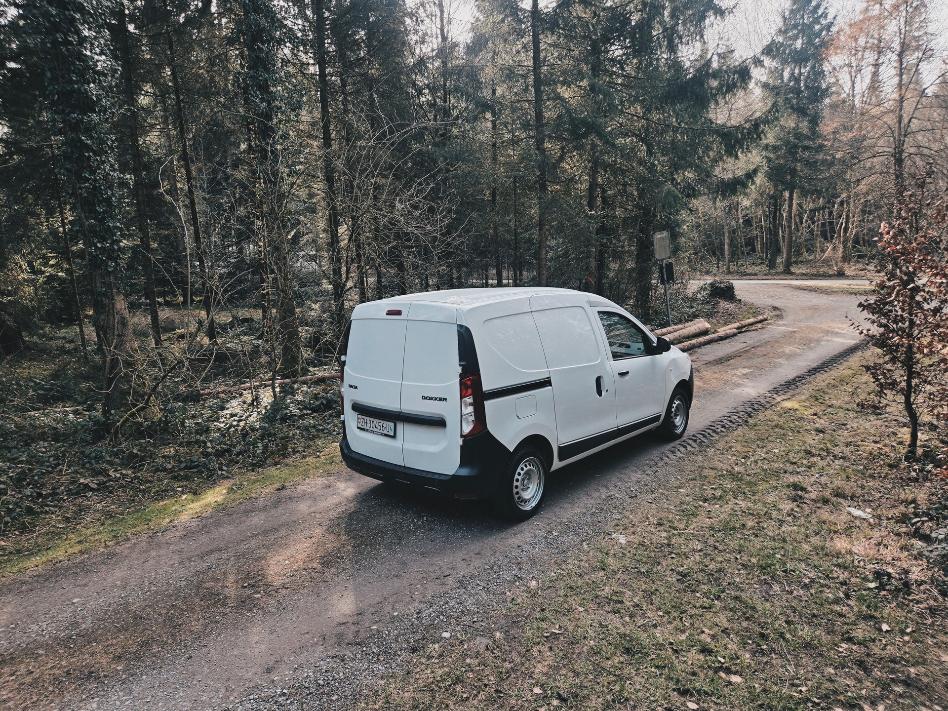DACIA Dokker Van SCe 100 S&S-image-8