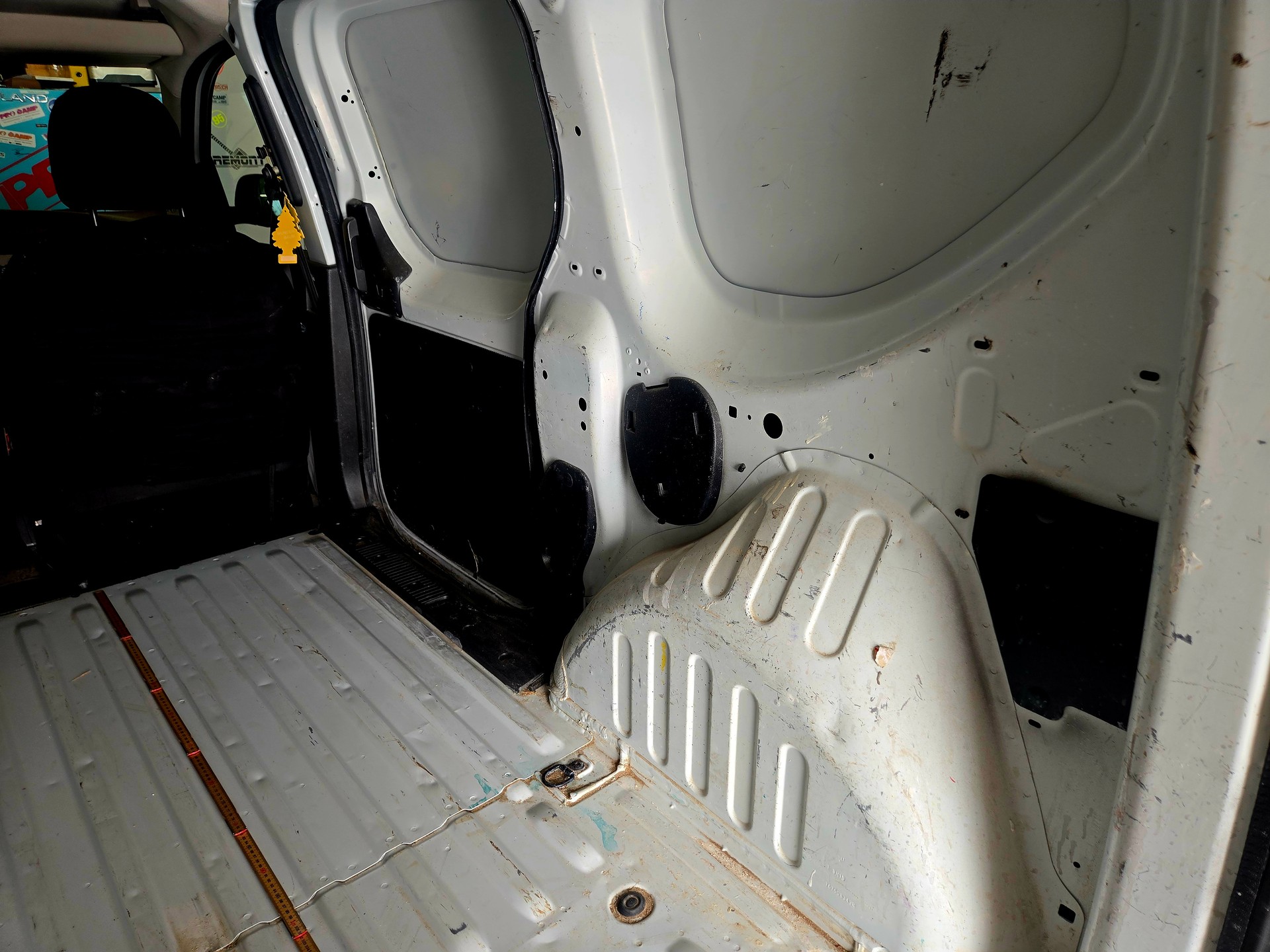 DACIA Dokker Van SCe 100 S&S-image-9