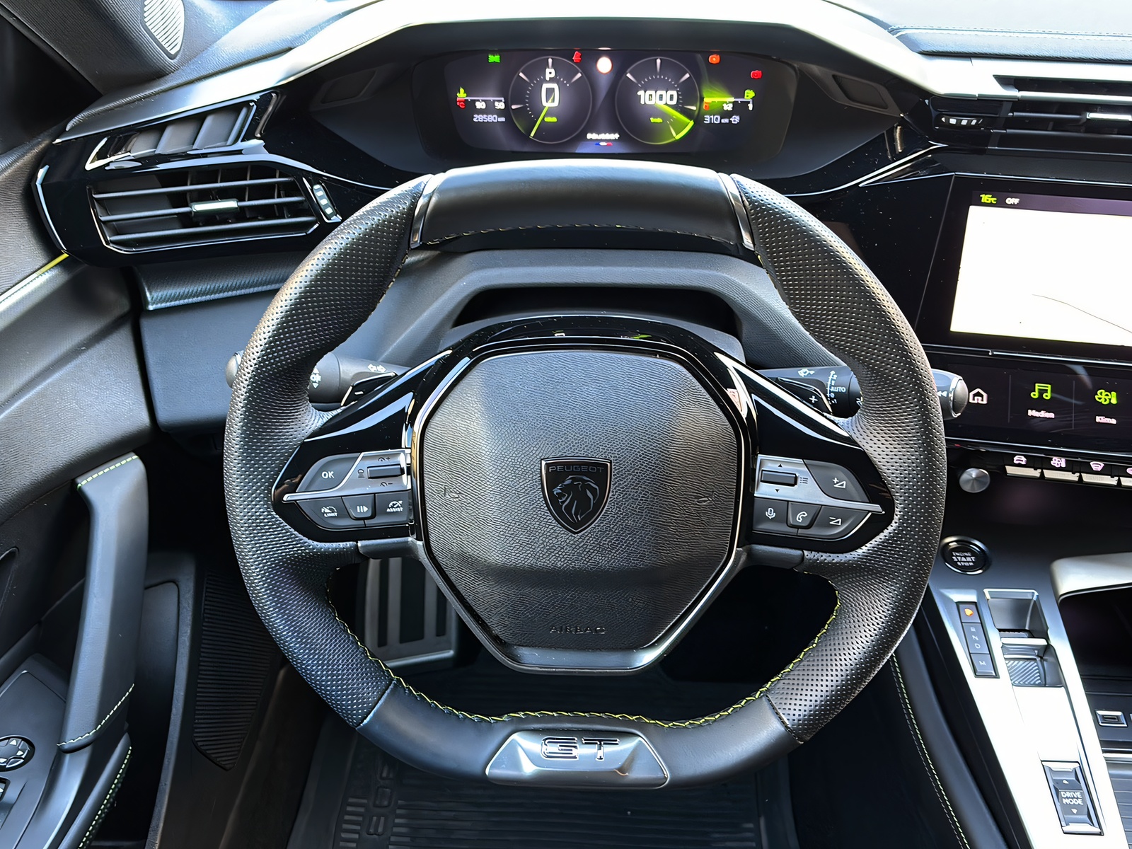 PEUGEOT 308 1.2 PureTech GT-image-13