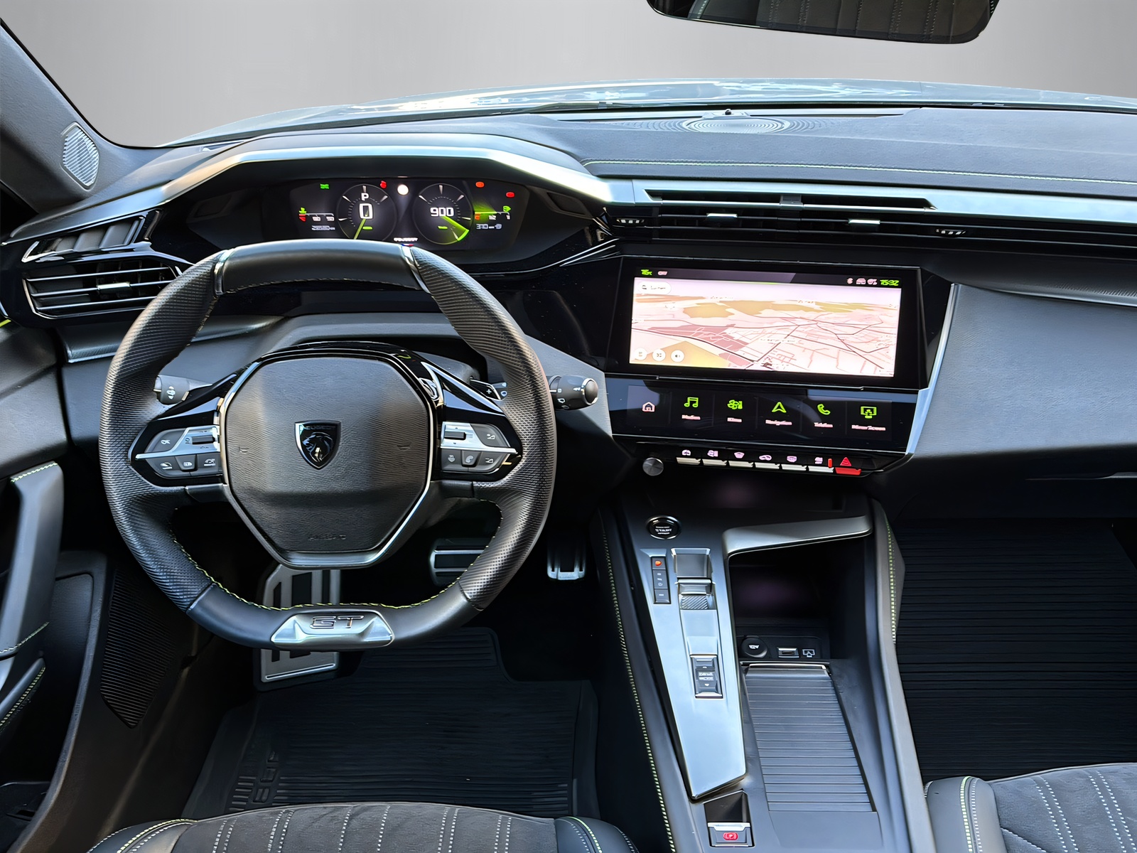 PEUGEOT 308 1.2 PureTech GT-image-12