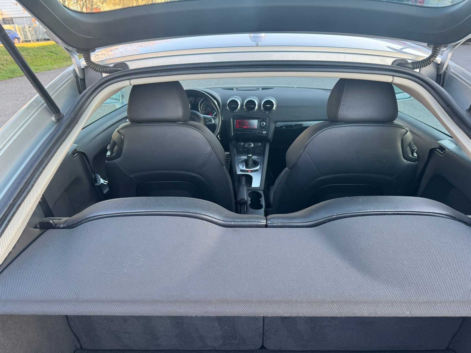 AUDI TT Coupé 2.0 TFSI-image-7