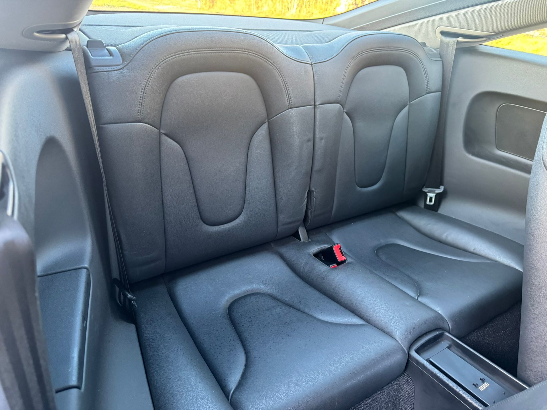 AUDI TT Coupé 2.0 TFSI-image-12