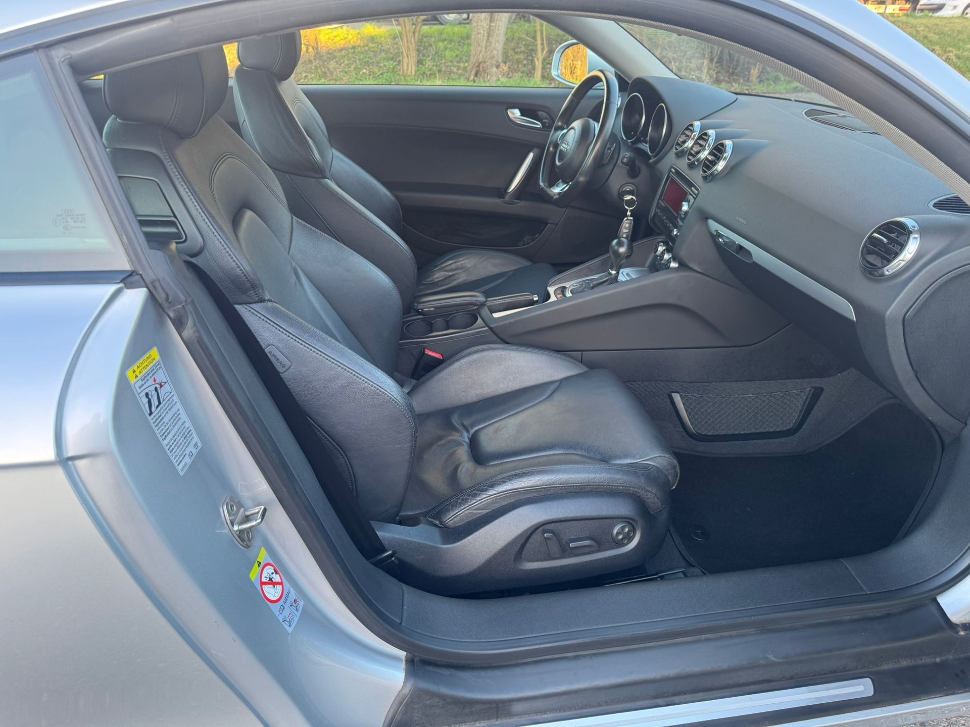 AUDI TT Coupé 2.0 TFSI-image-10