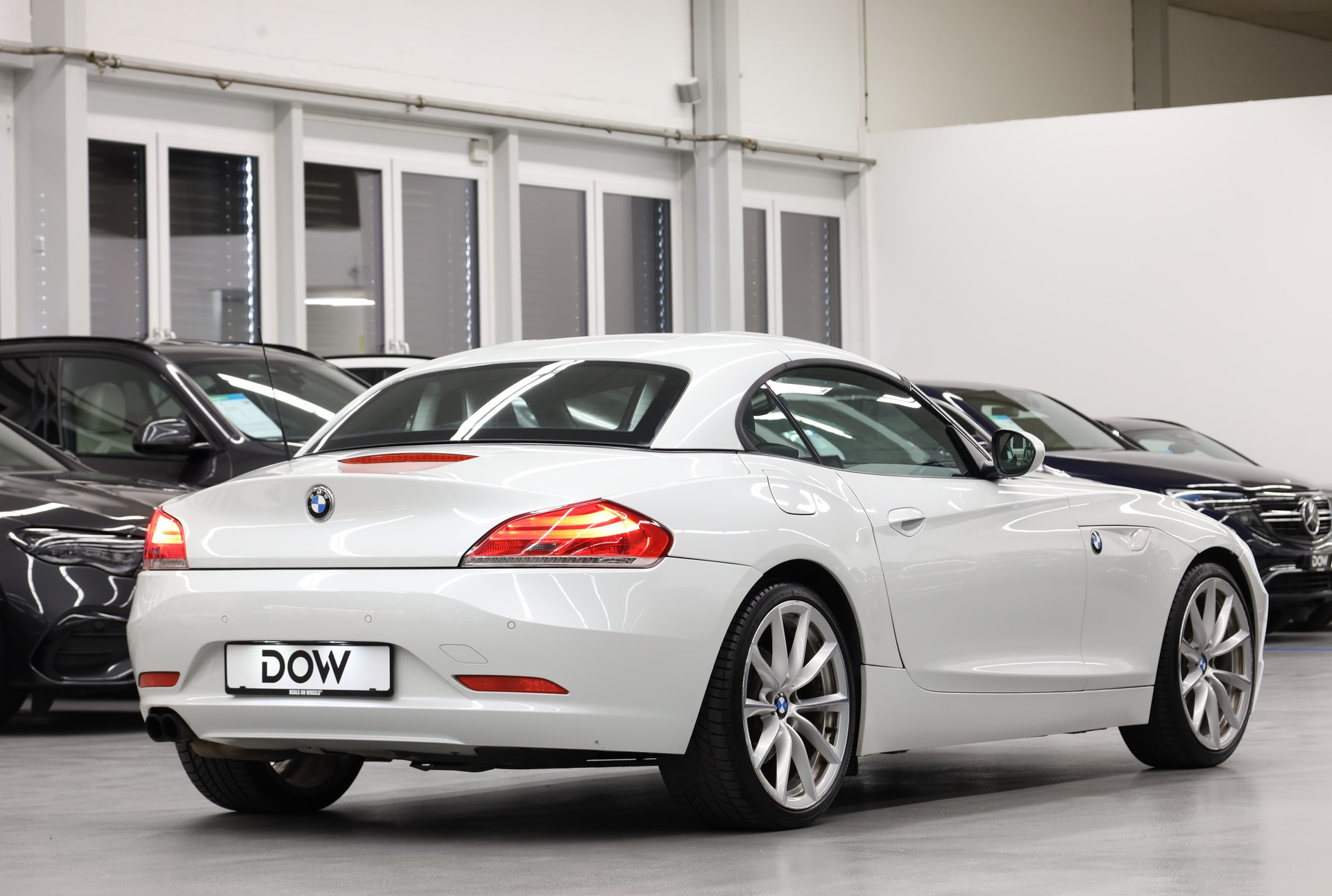 BMW Z4 20i sDrive Roadster-image-5