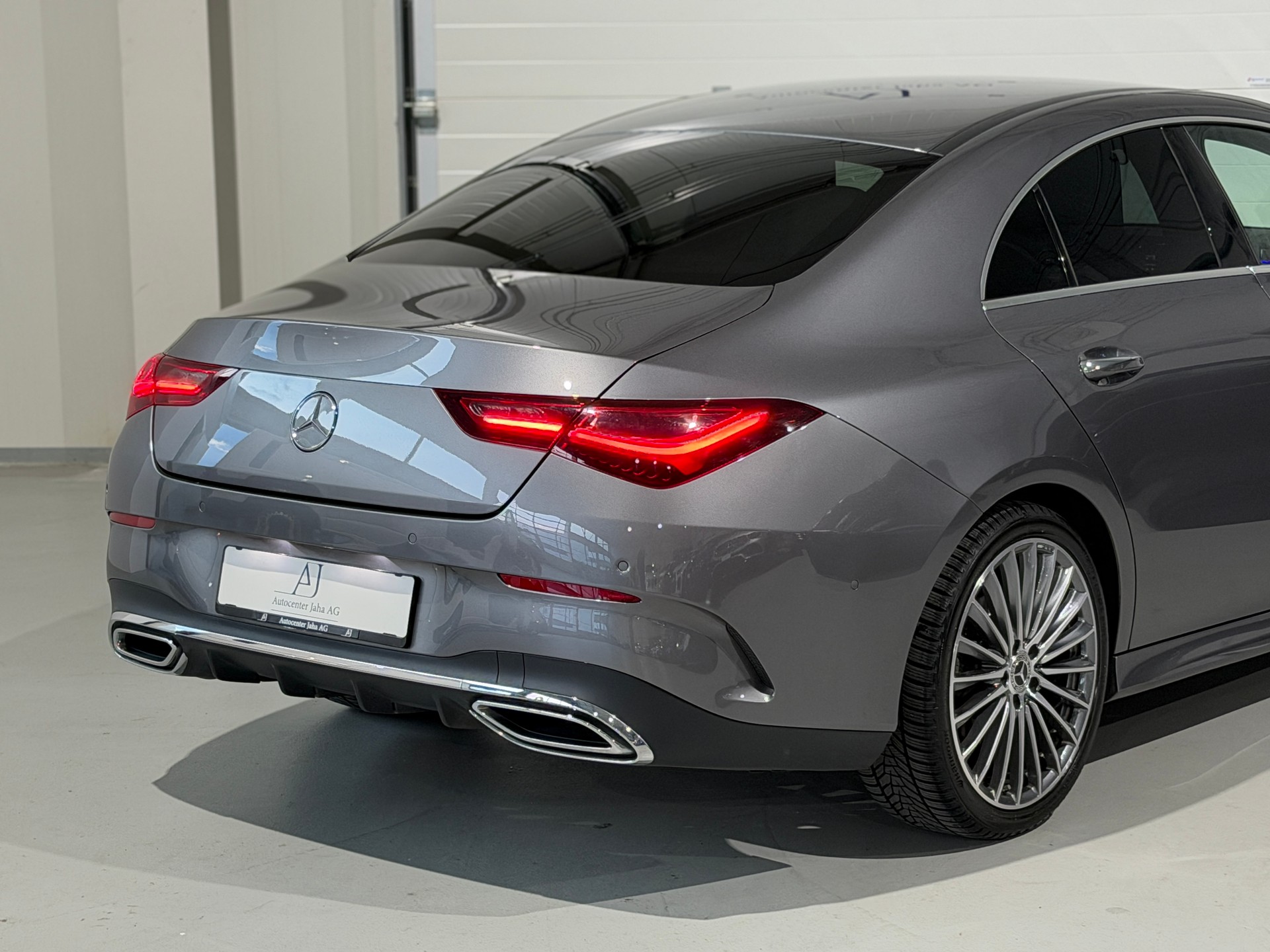 MERCEDES-BENZ CLA 200 7G-DCT AMG Line Facelift-image-6