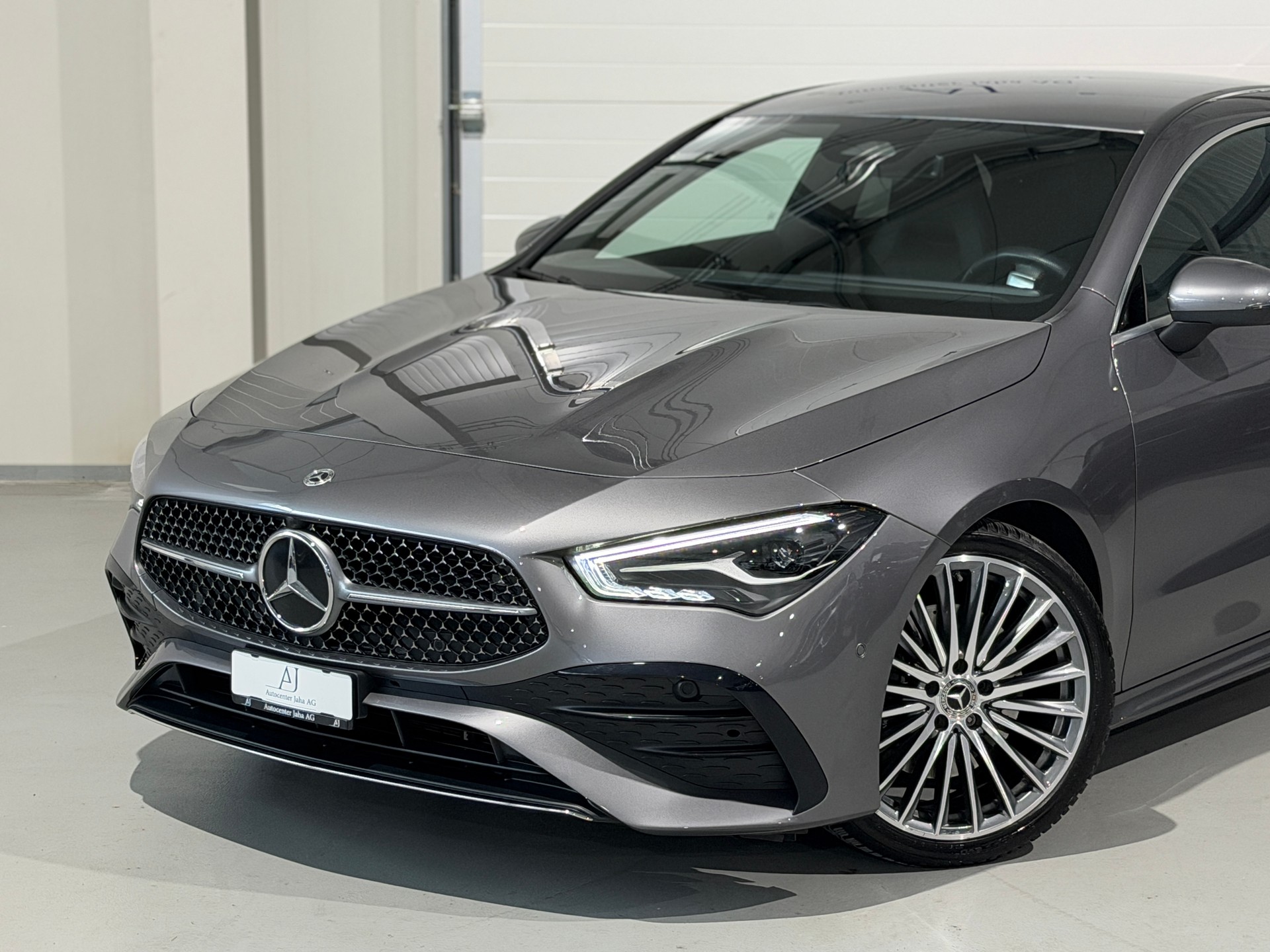 MERCEDES-BENZ CLA 200 7G-DCT AMG Line Facelift-image-1