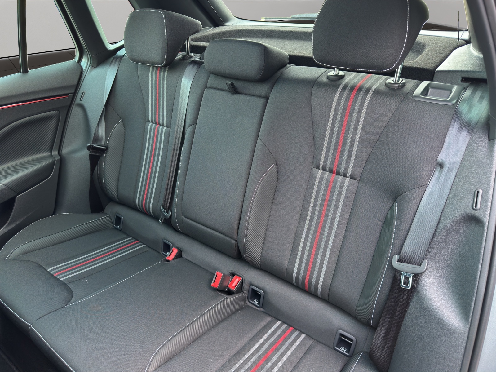 SKODA Kamiq 1.0 TSI Monte Carlo DSG-image-14