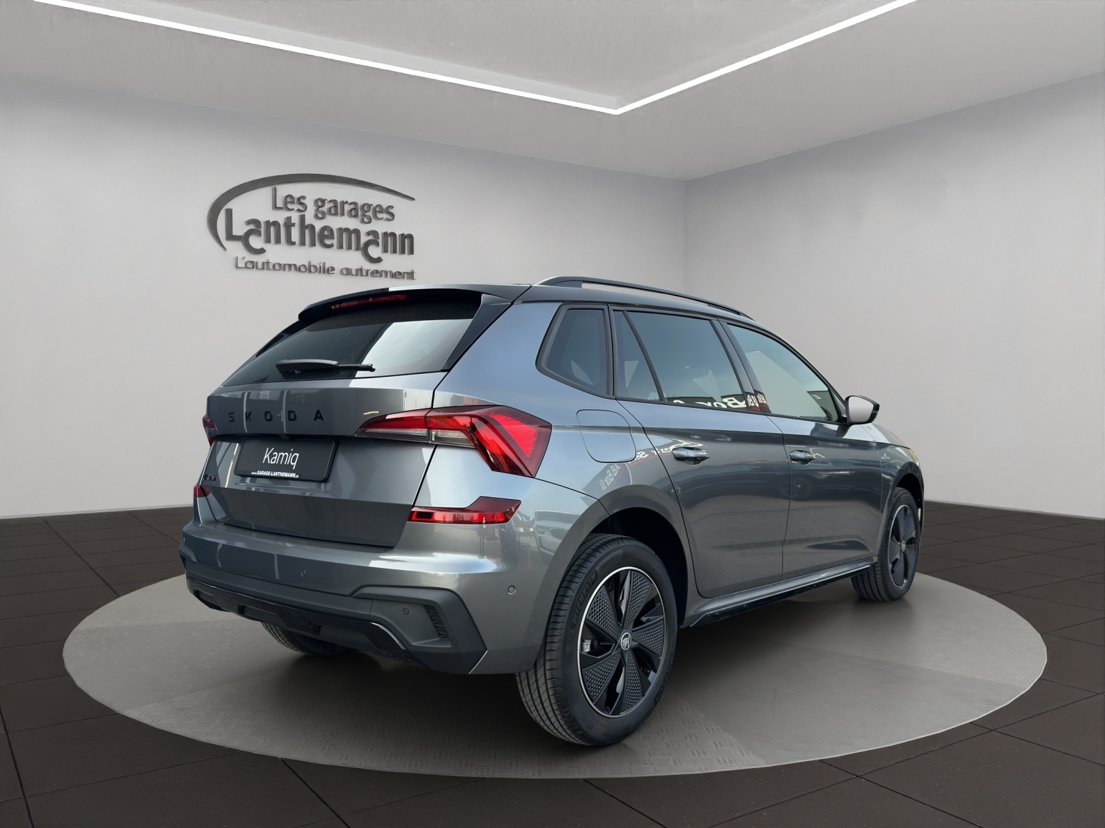 SKODA Kamiq 1.0 TSI Monte Carlo DSG-image-4