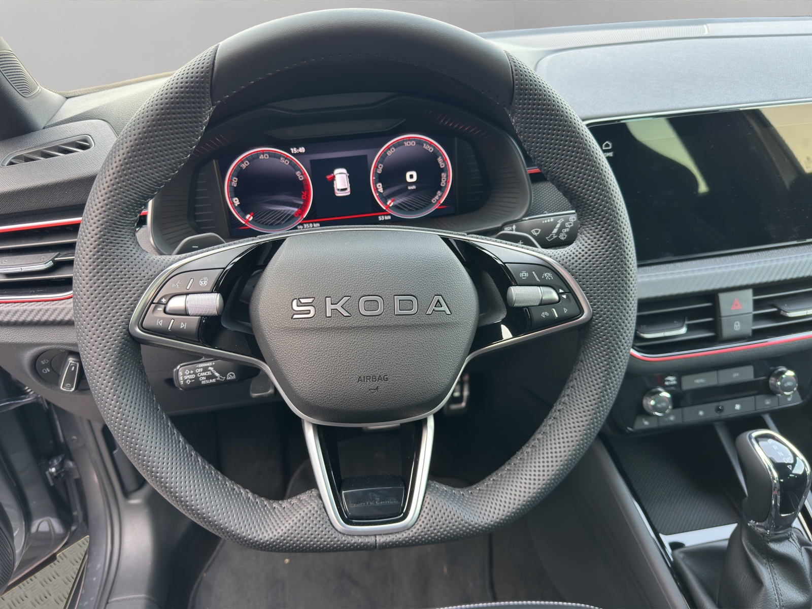SKODA Kamiq 1.0 TSI Monte Carlo DSG-image-10