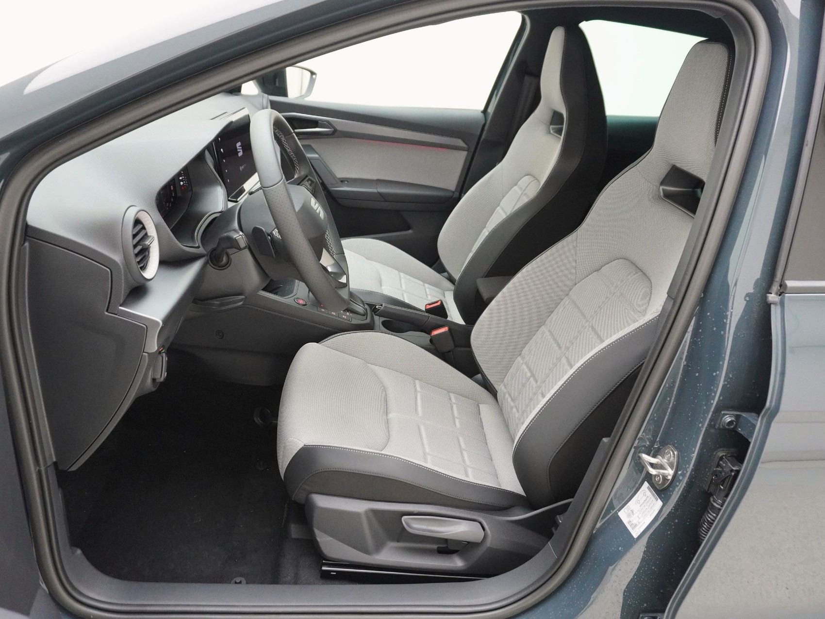 SEAT Ibiza 1.5 TSI FR DSG-image-11