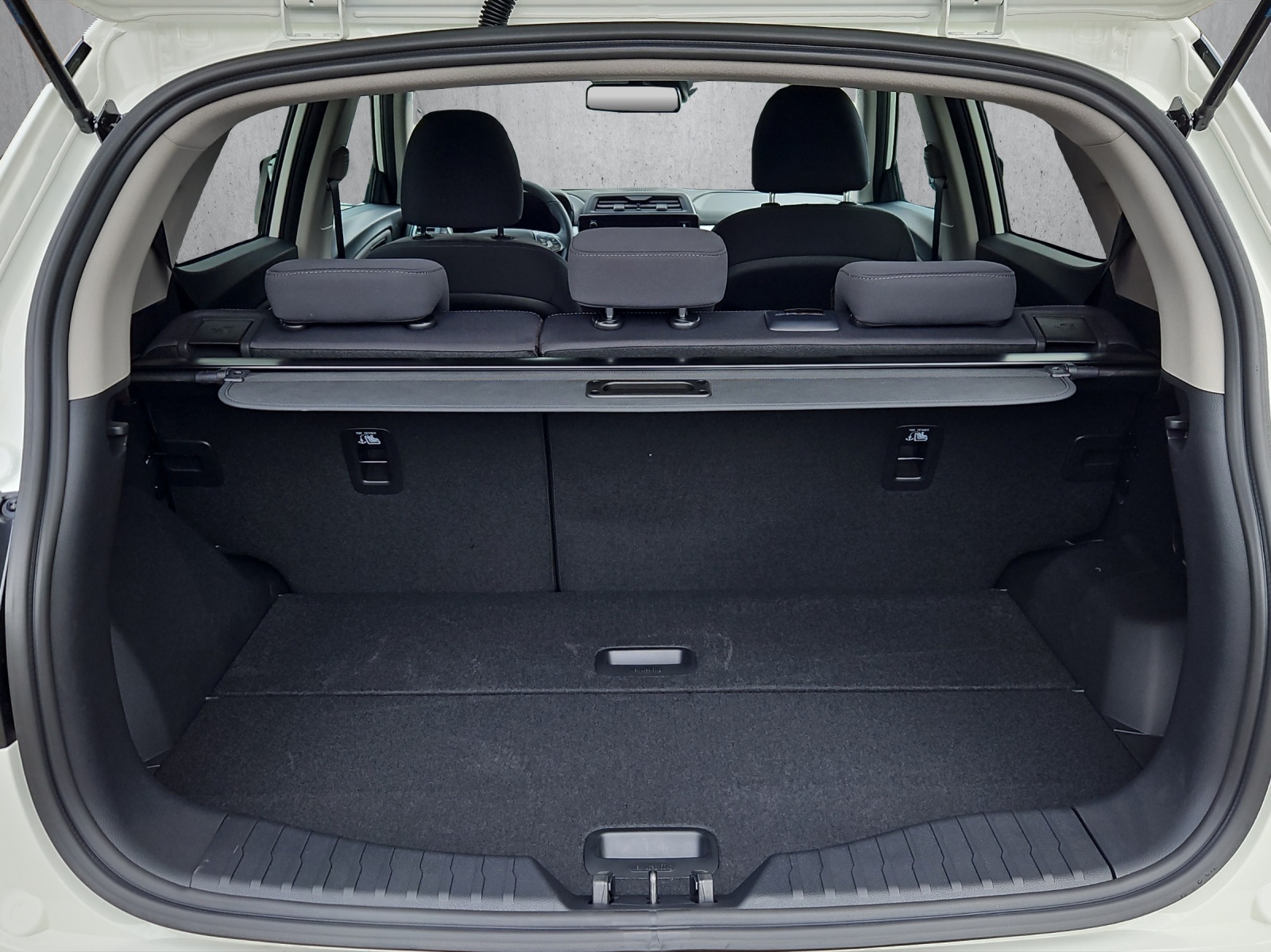 KGM-SsangYong Tivoli 1.5 T-Gdi Bronze 4WD-image-13