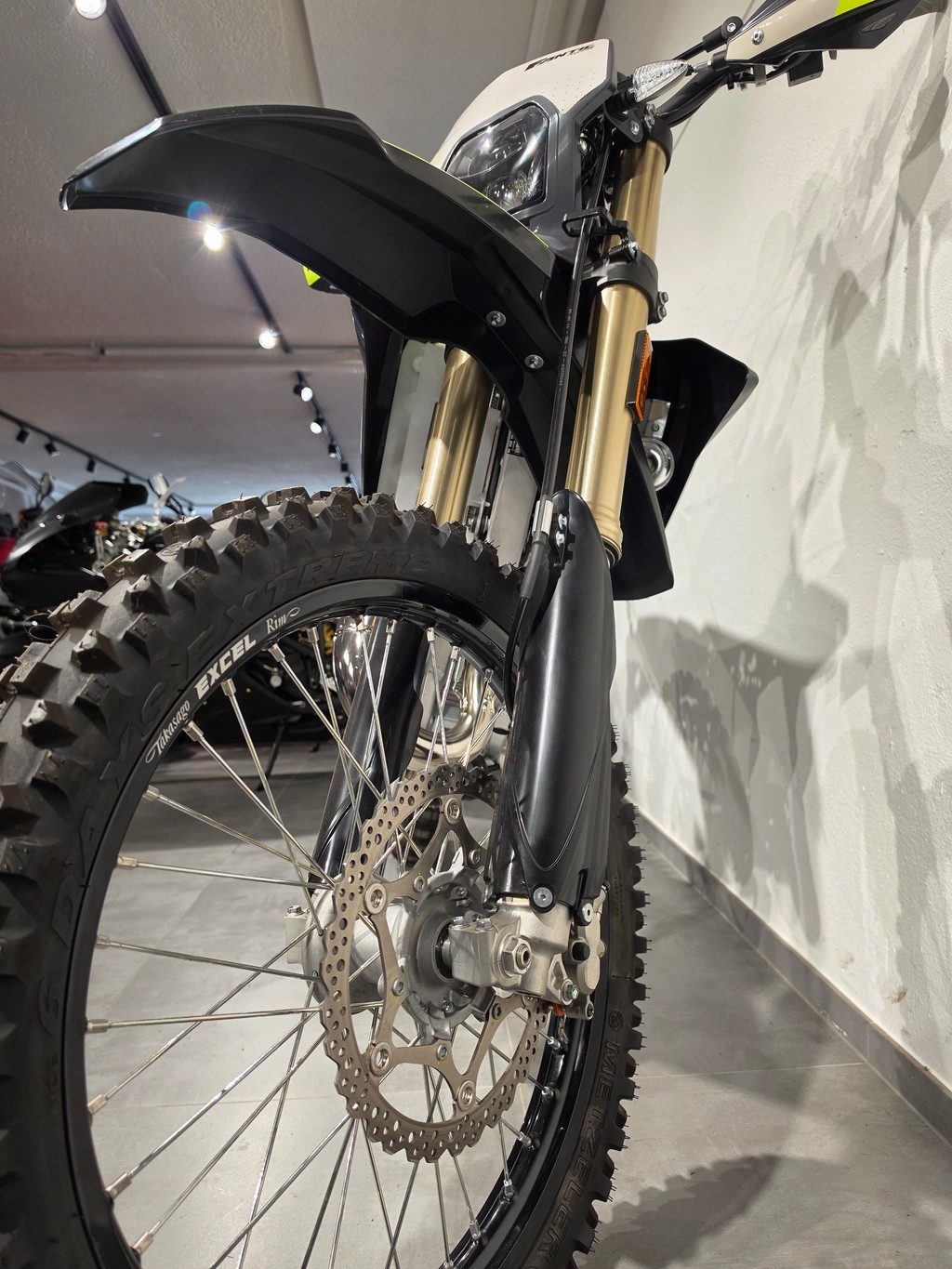 FANTIC XE 125-image-7