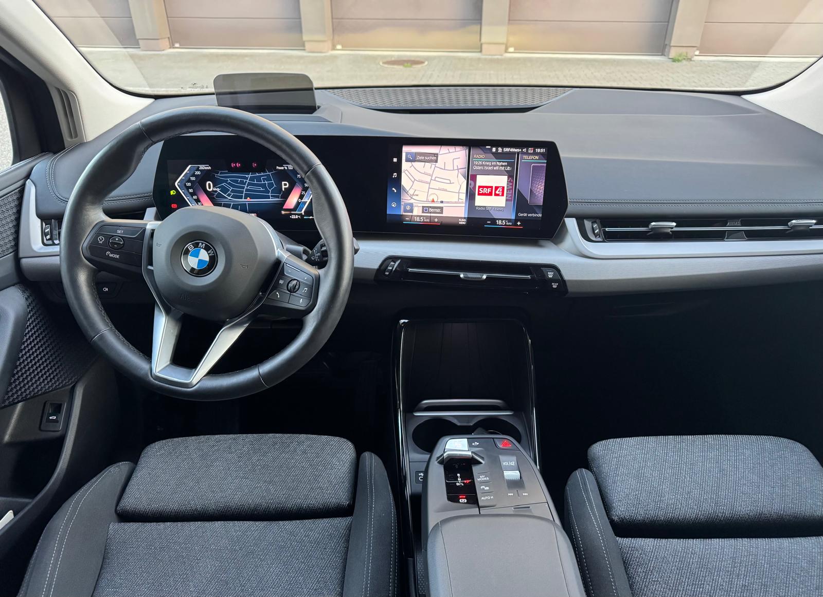 BMW 223d Active Tourer xDrive Luxury line DKG **Fortlaufende BMW Werksgarantie und Gratis Service **-image-8