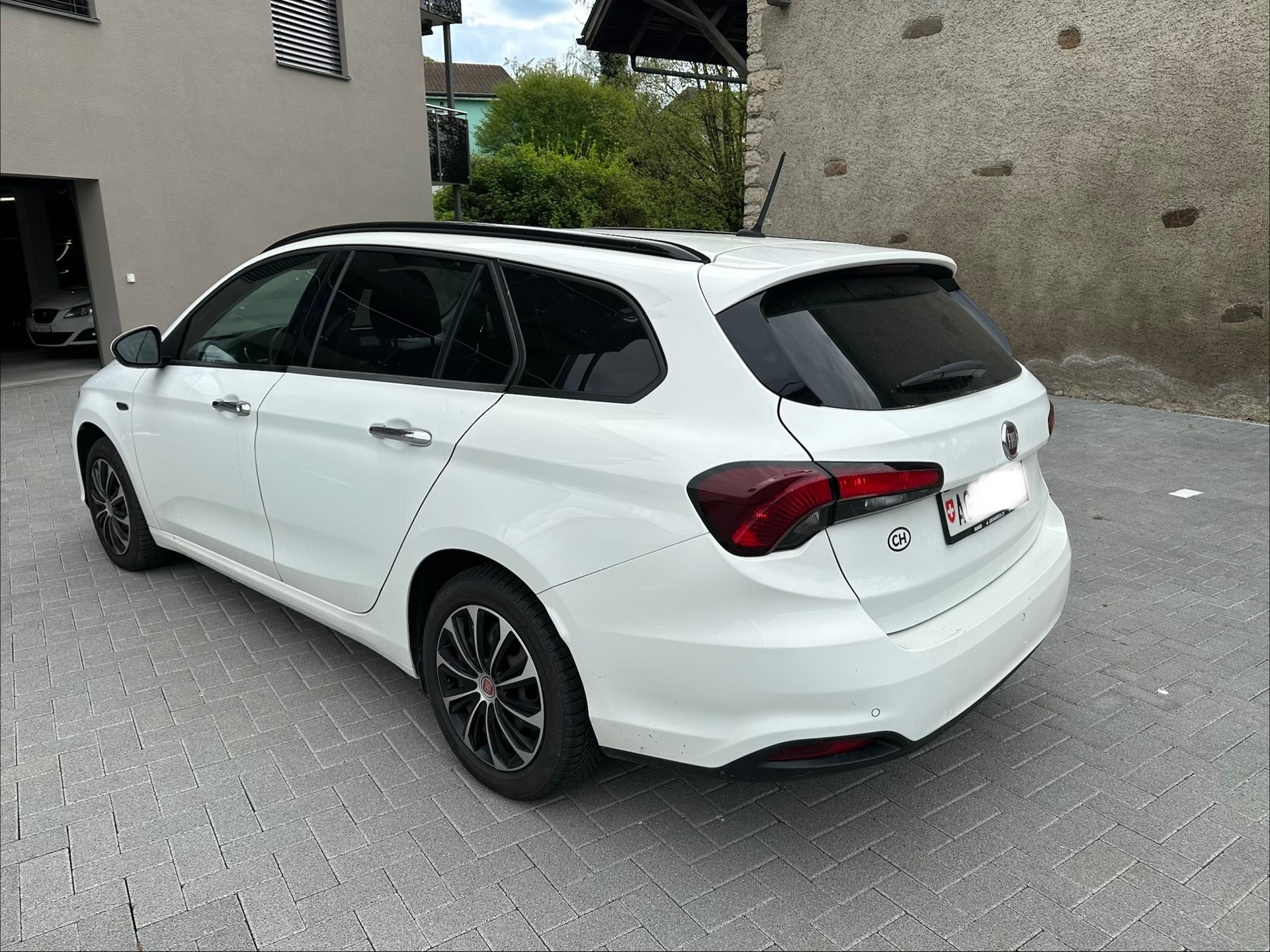 FIAT Tipo 1.6MJ Station Wagon Business DCT-image-3