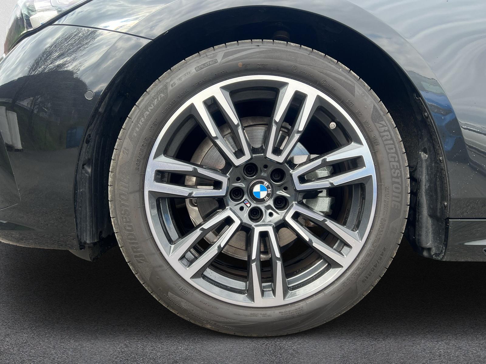 BMW 520d xDrive 48V Touring M Sport 📍 ** Action Leasing à 1.9% **-image-8