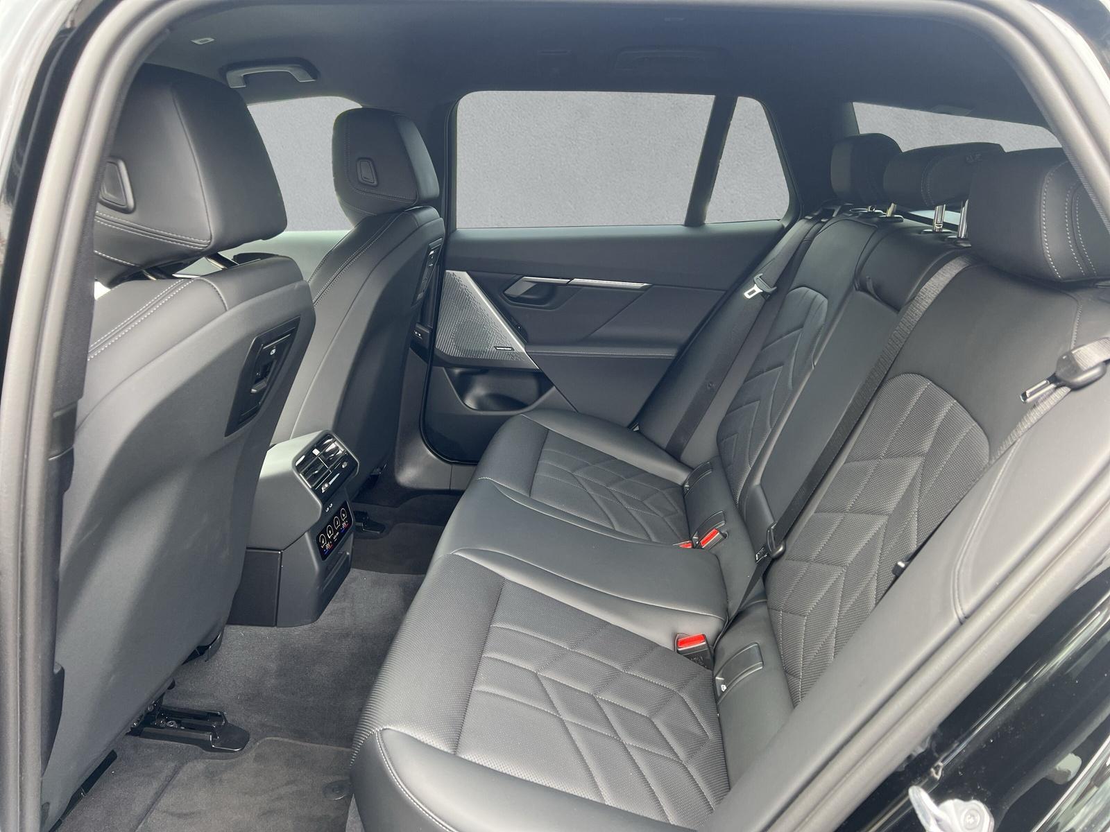 BMW 520d xDrive 48V Touring M Sport 📍 ** Action Leasing à 1.9% **-image-11