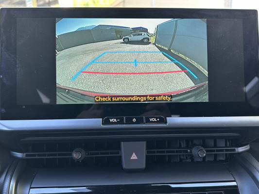 TOYOTA C-HR 2.0 PHEV CVT Swi Ed-image-11