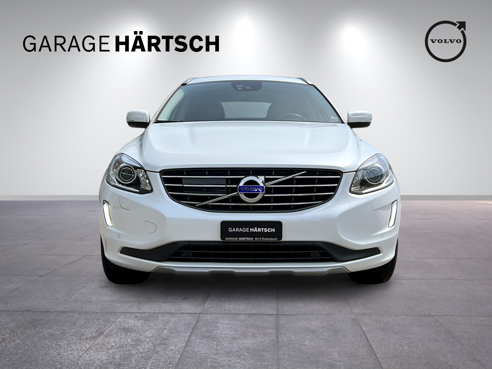 VOLVO XC60 2.4 D5 Summum AWD S/S-image-9