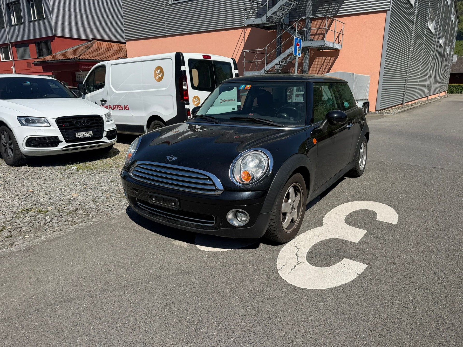 MINI Cooper-image-1