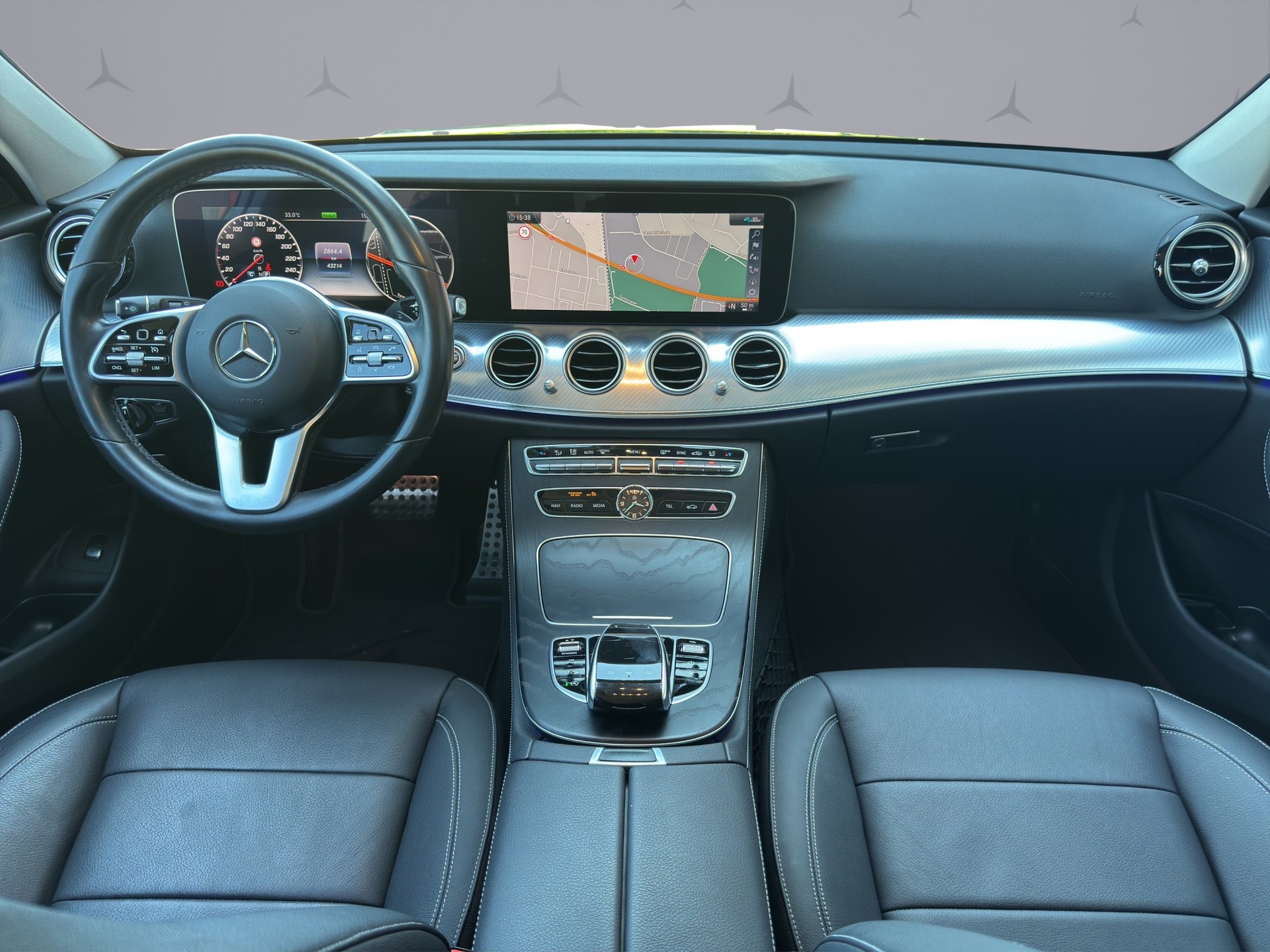 MERCEDES-BENZ E 200 Avantgarde 4matic Kombi-image-13
