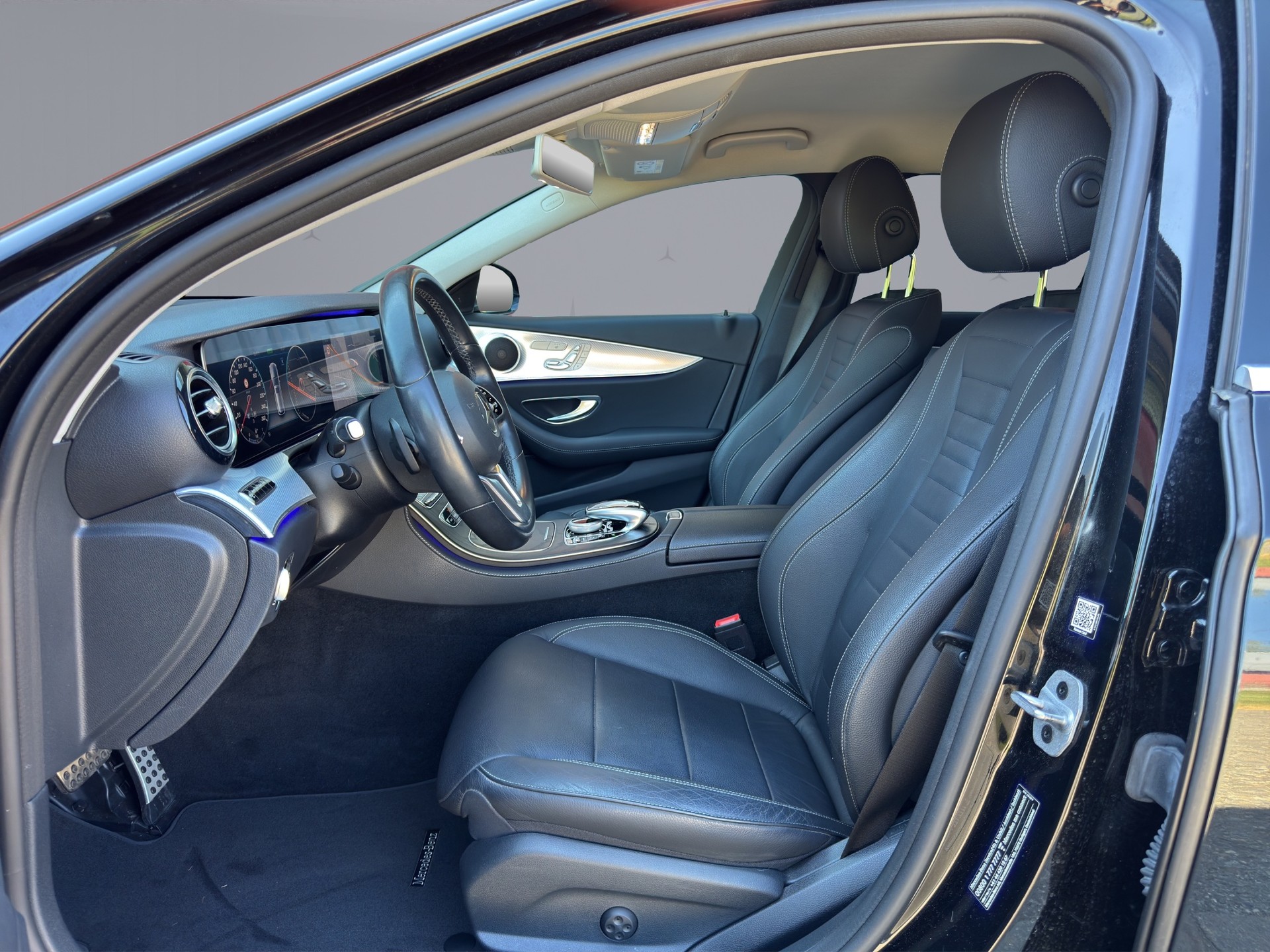 MERCEDES-BENZ E 200 Avantgarde 4matic Kombi-image-9