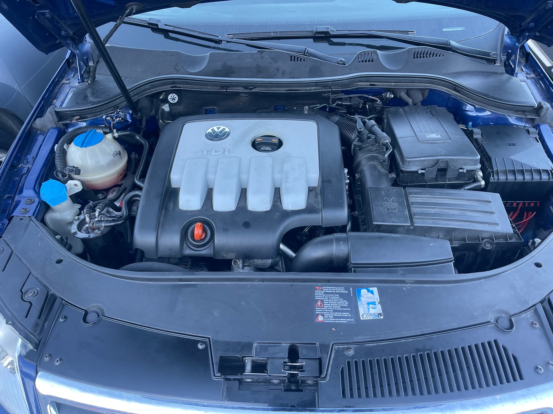 VW Passat Variant 2.0 TDI Sportline-image-8