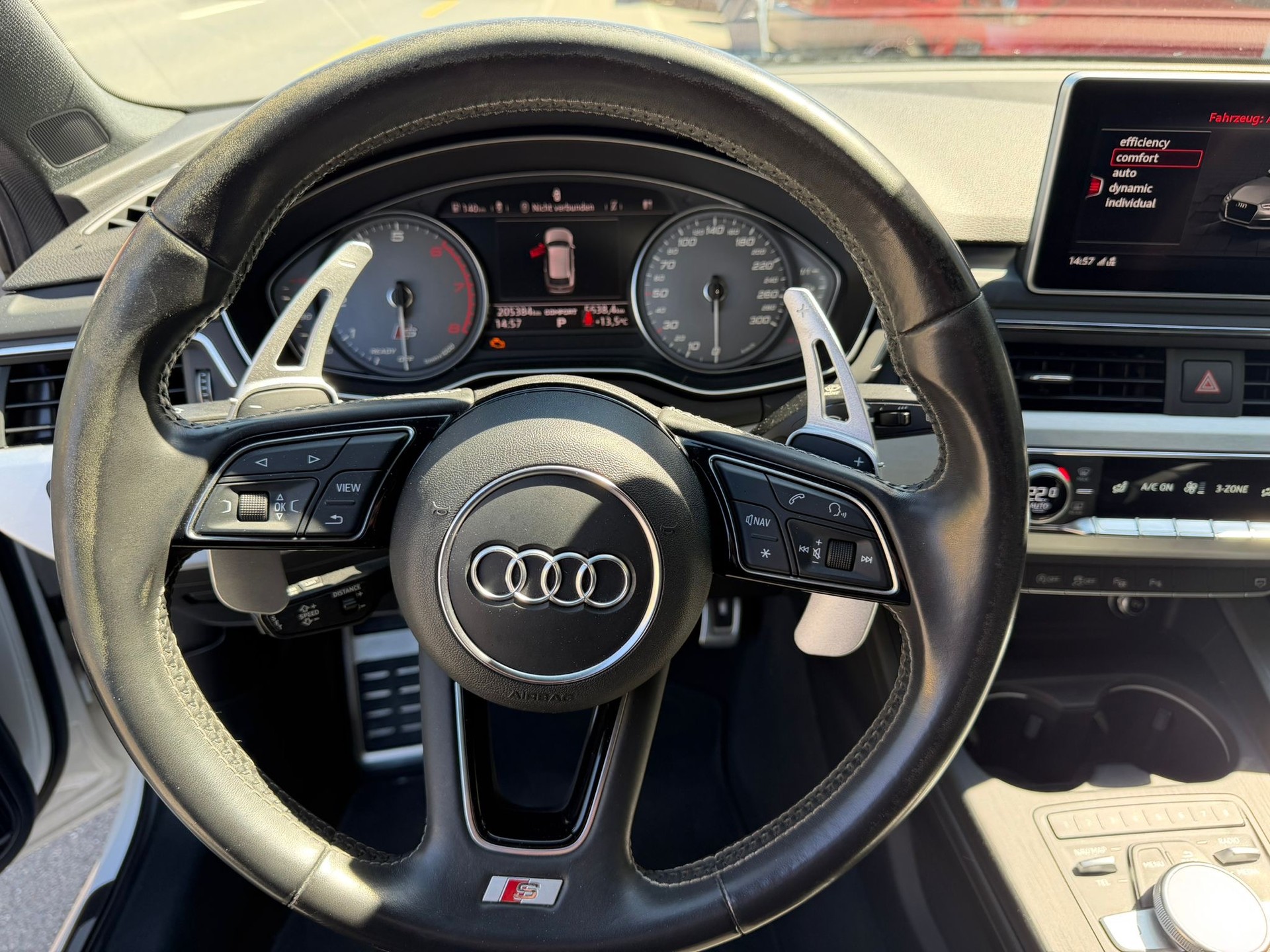 AUDI S4 Avant 3.0 TFSI quattro tiptronic-image-16