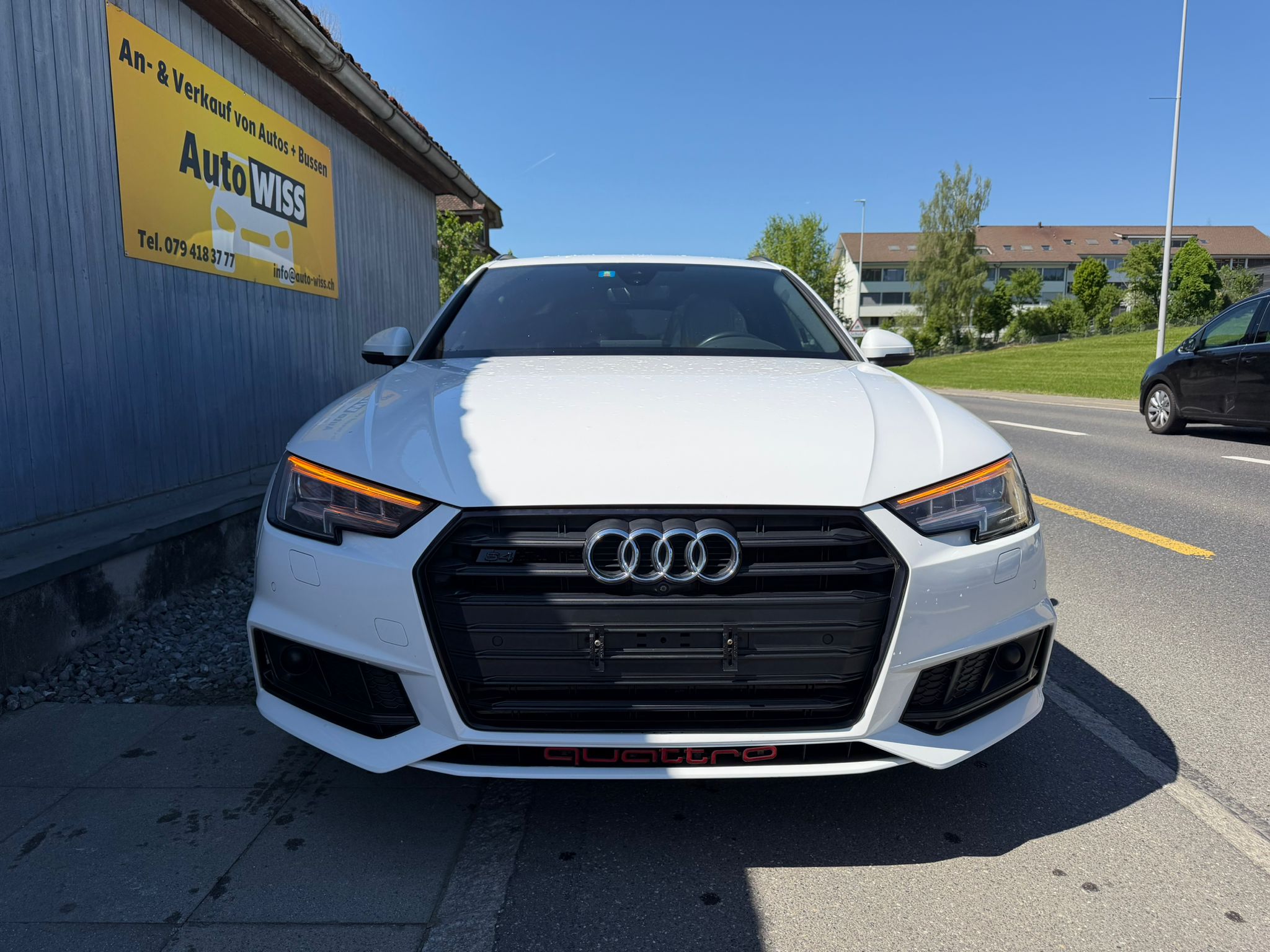 Car photo
