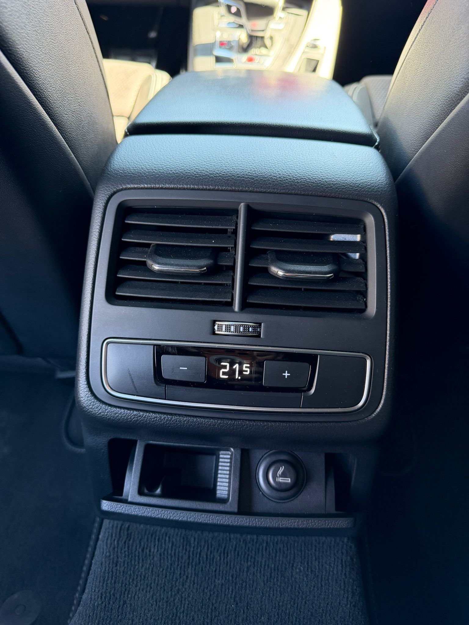 AUDI S4 Avant 3.0 TFSI quattro tiptronic-image-22