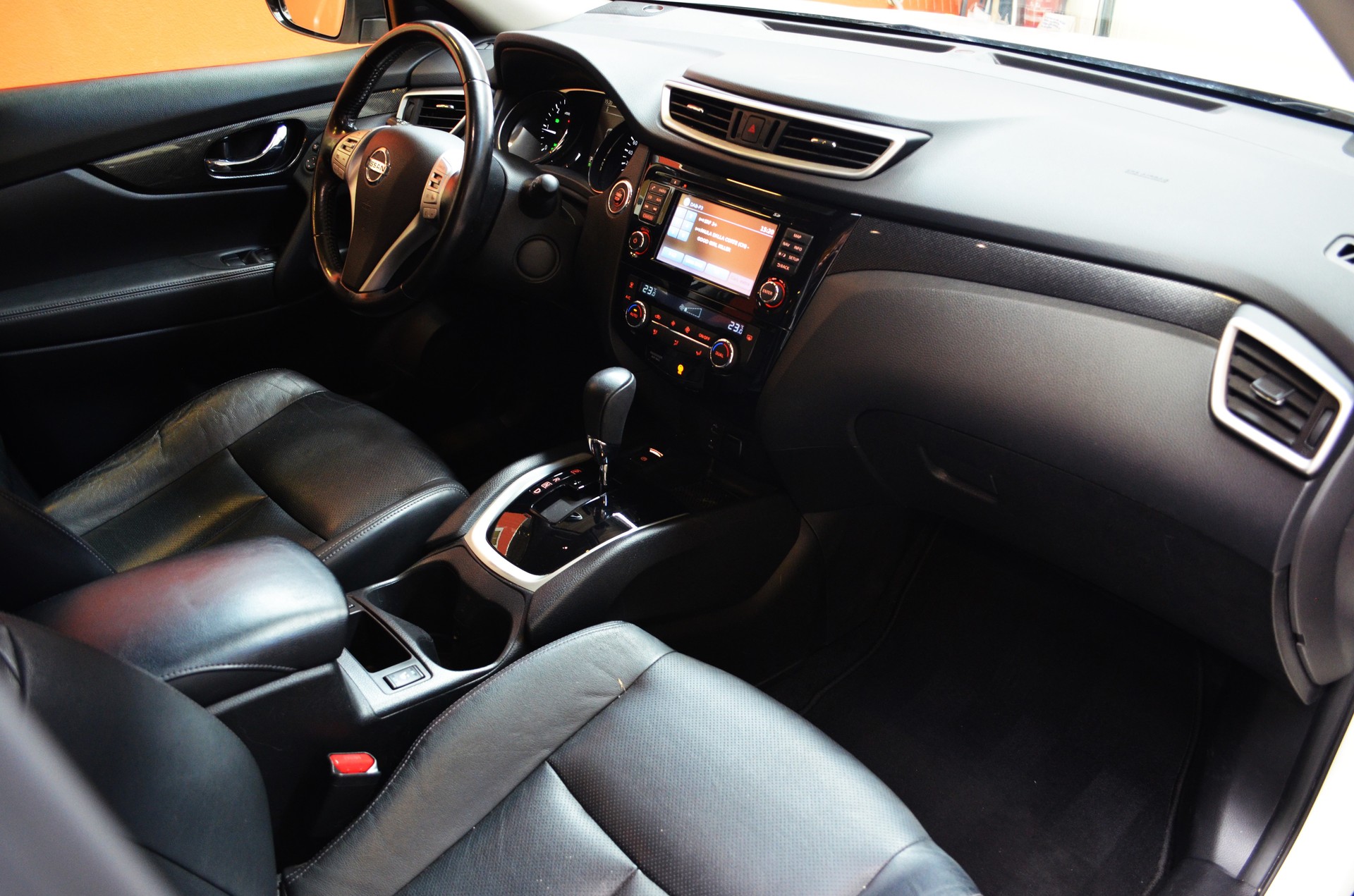 NISSAN X-Trail 1.6 dCi tekna Xtronic CVT-image-8
