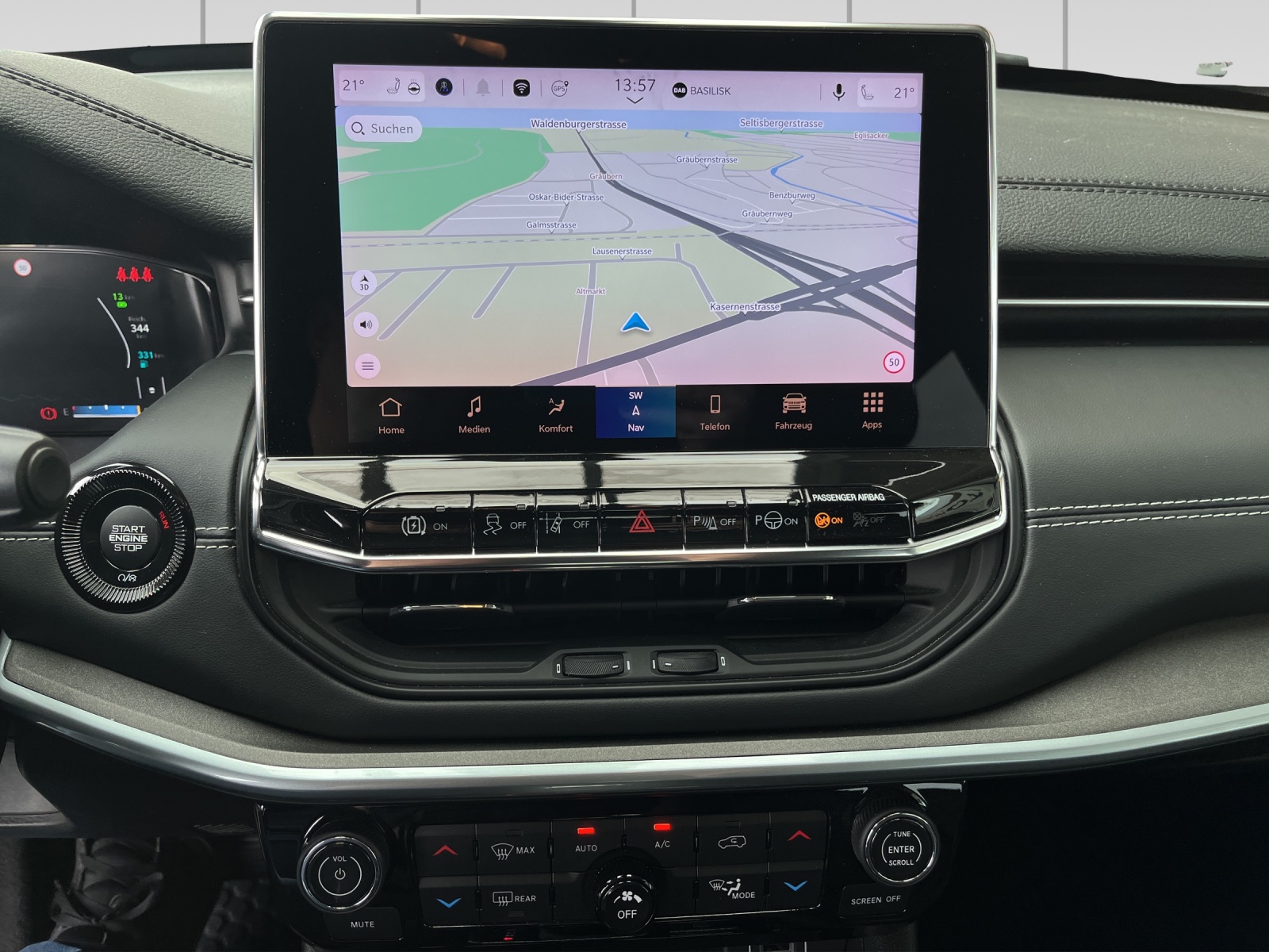 JEEP Compass 1.3 T PHEV Limited AWD-image-9