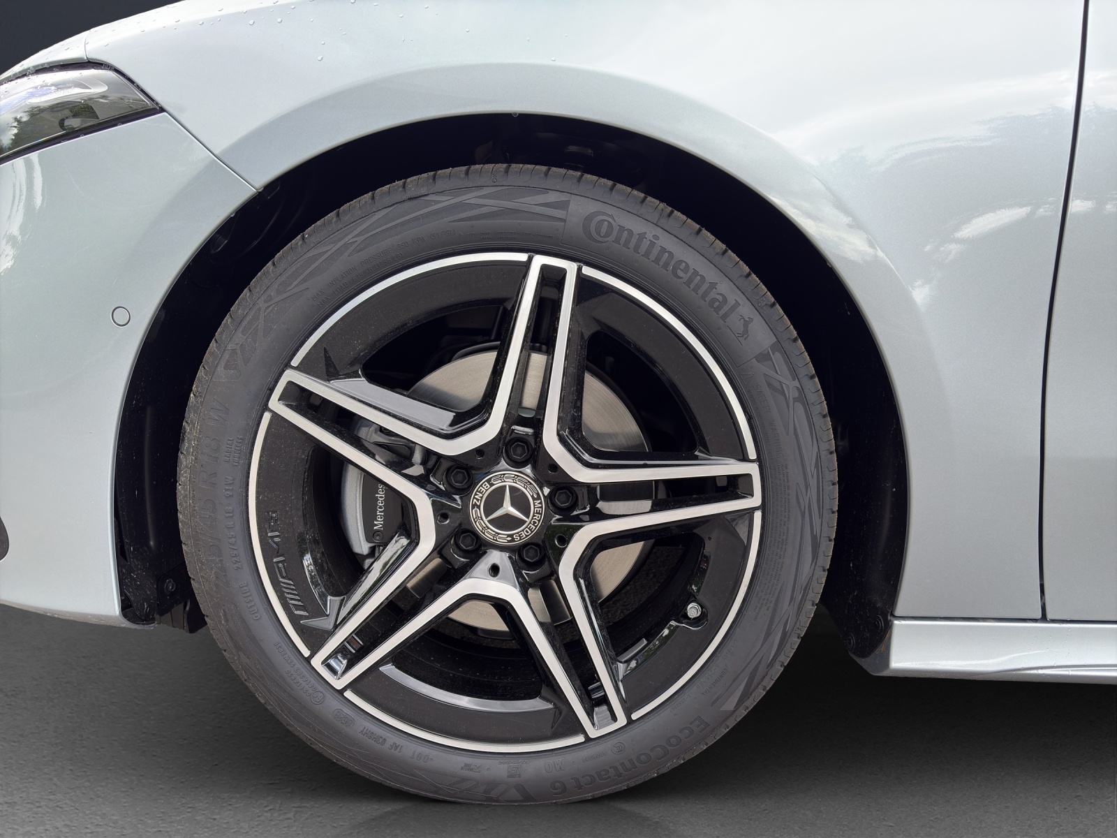 MERCEDES-BENZ A 200 7G-DCT-image-5