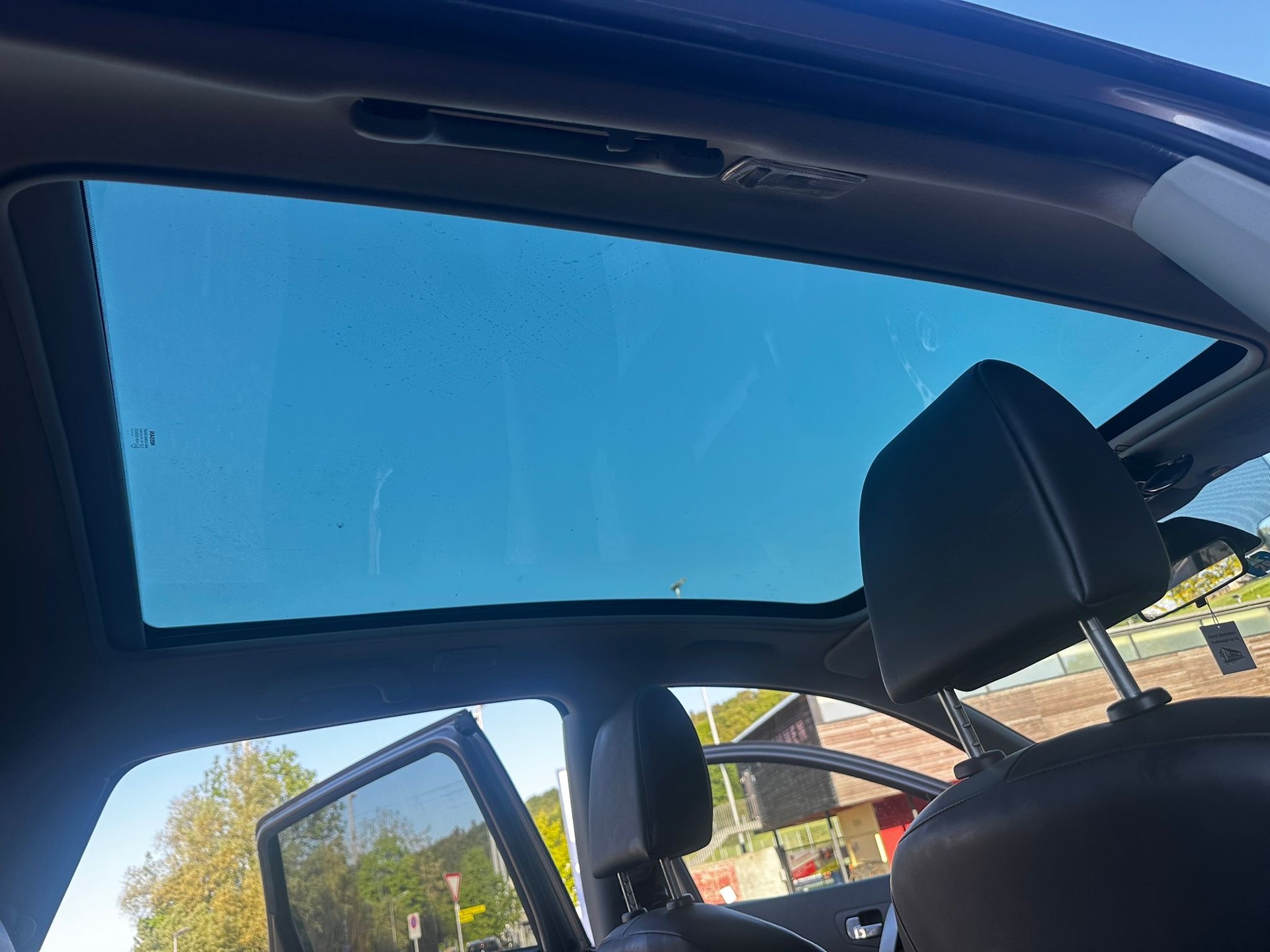 NISSAN Qashqai +2 2.0 dCi 4WD tekna Automatic-image-11