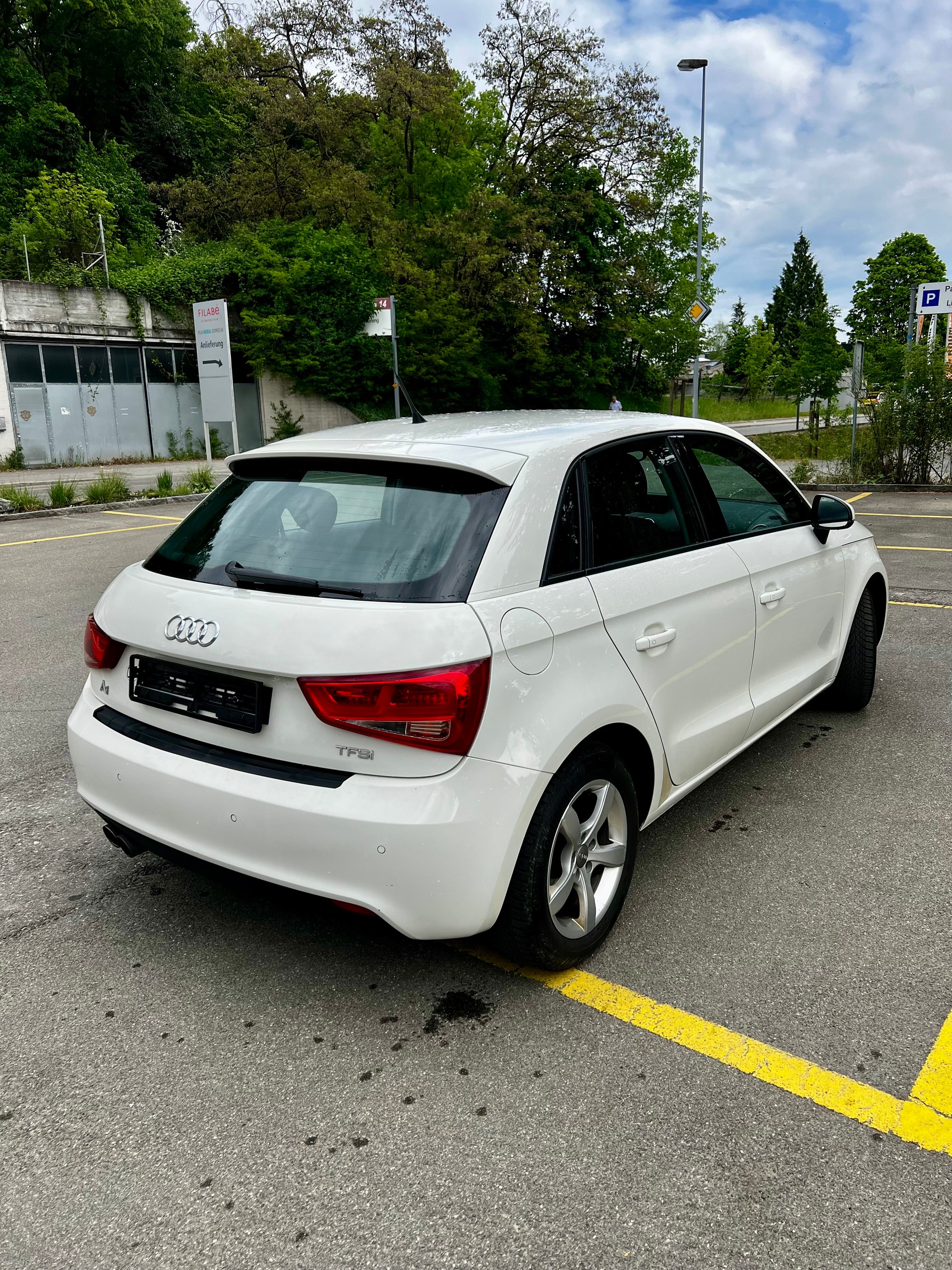AUDI A1 1.4 TFSI COD Attraction S-Tr.-image-4