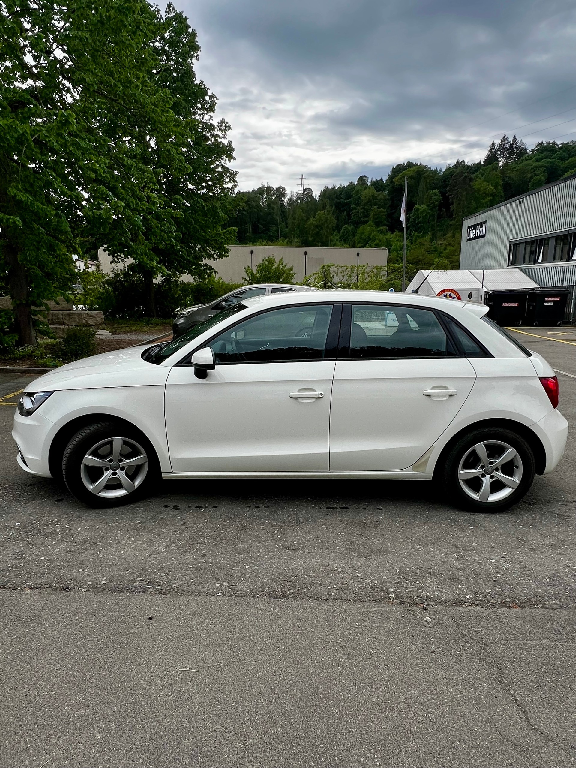 AUDI A1 1.4 TFSI COD Attraction S-Tr.-image-7