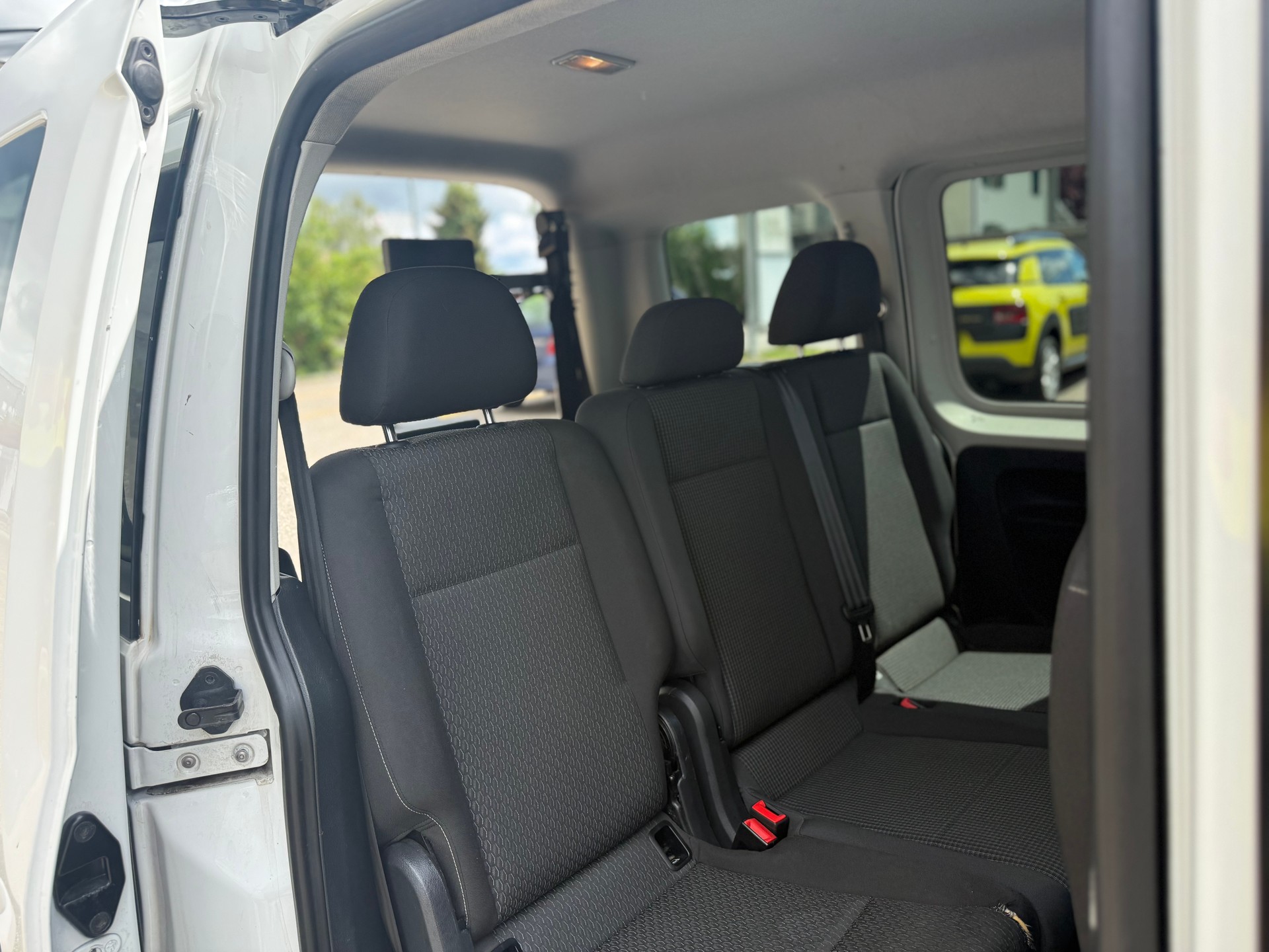 VW Caddy 1.2 TSI Trendline-image-6