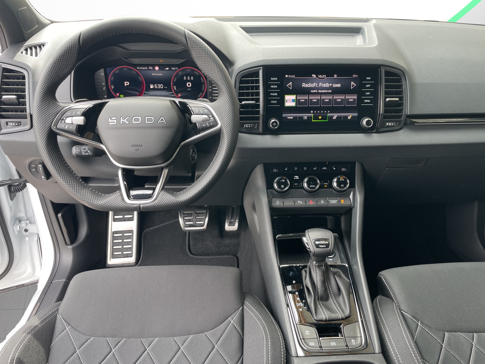 SKODA Karoq 2.0 TSI Dynamic Limited Edition 4x4 DSG-image-9