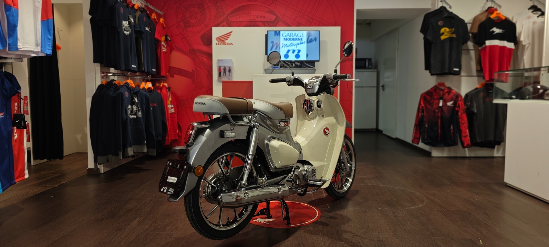 HONDA C 125 Super Cub-showroom-element-2