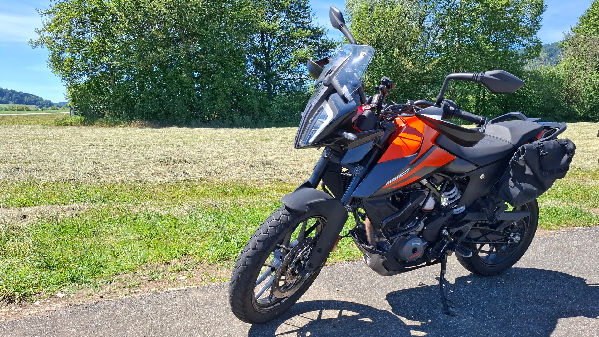 KTM 390 Adventure-showroom-element-2