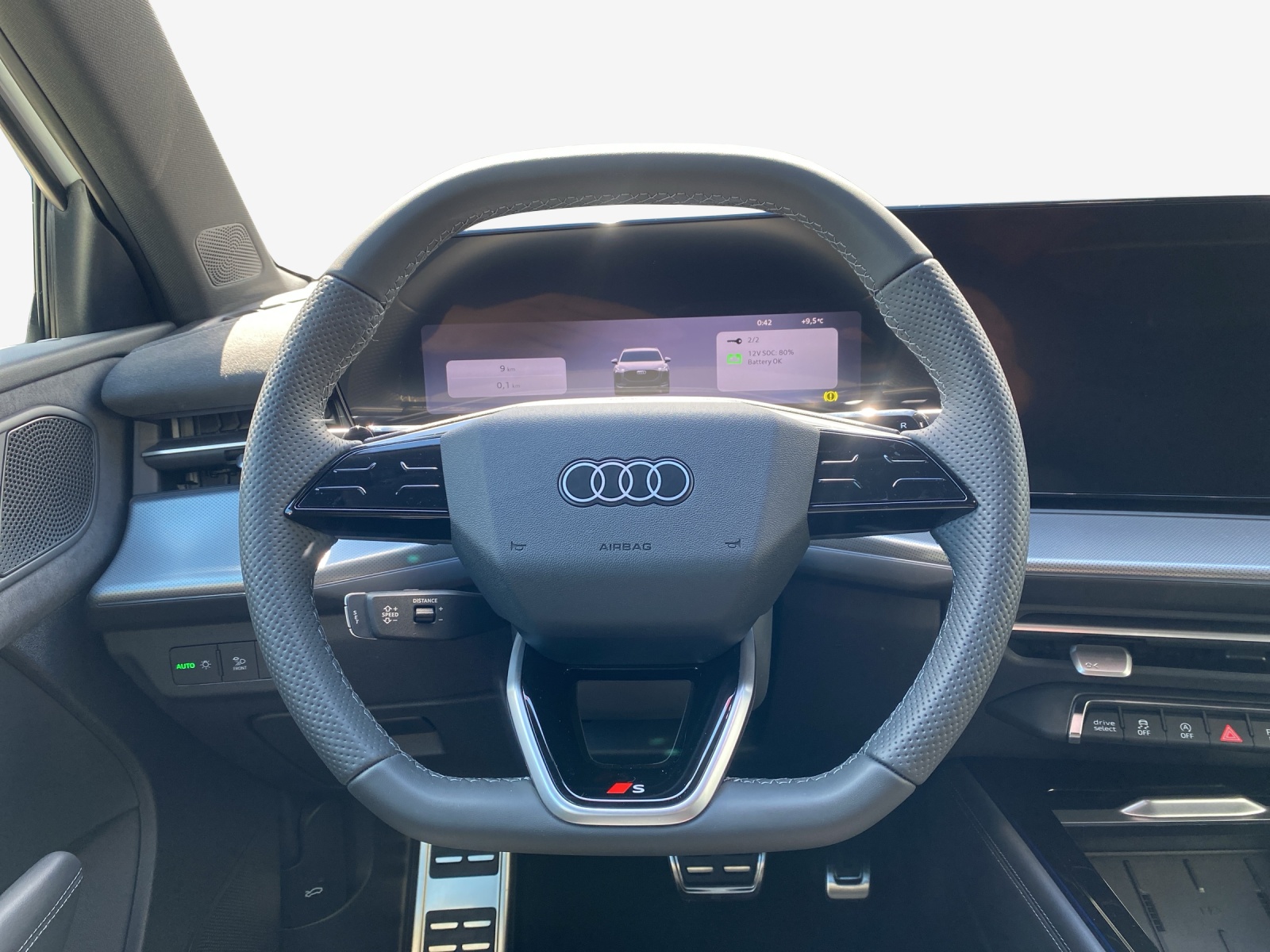 AUDI Q3 SUV 110 kW TFSI S tronic-image-9
