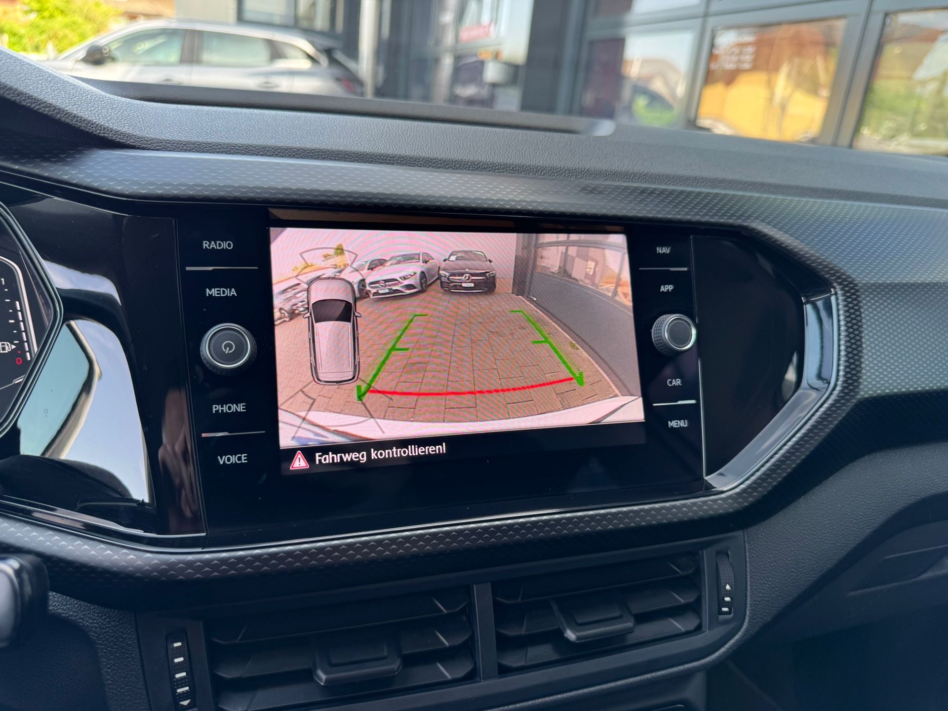 VW T-Cross 1.0 TSI Style DSG-image-13