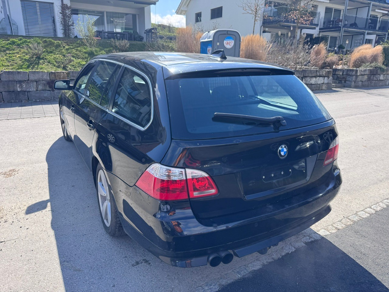 BMW 530xi Touring-image-4