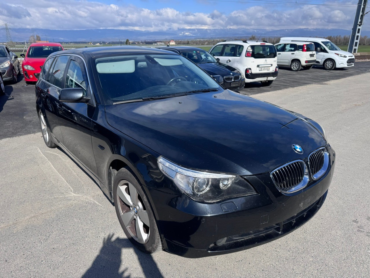 BMW 530xi Touring-image-2